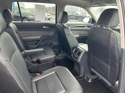 2022 Volkswagen Atlas 3.6L V6 SE w/Technology