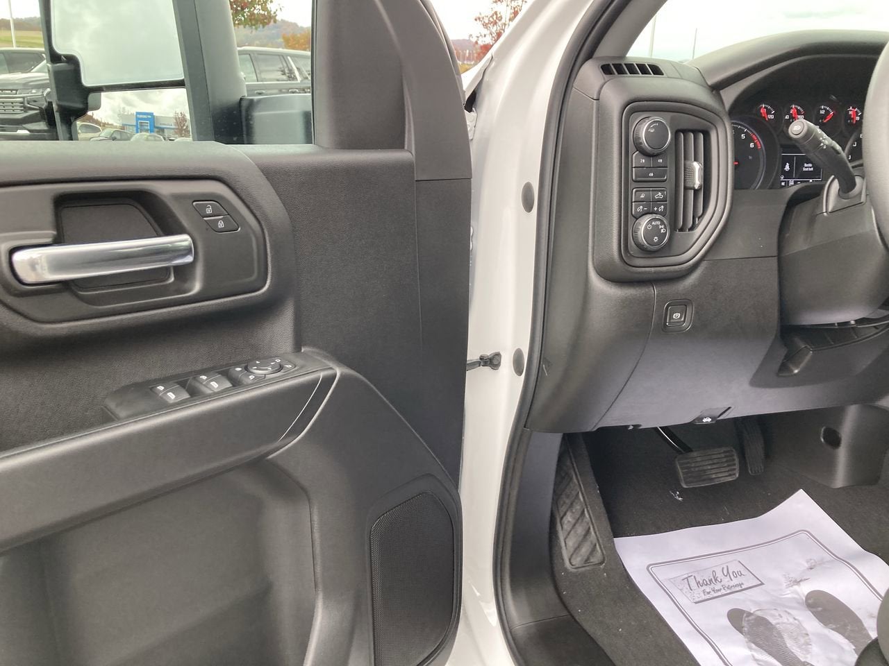 2024 Chevrolet Silverado 2500HD Custom