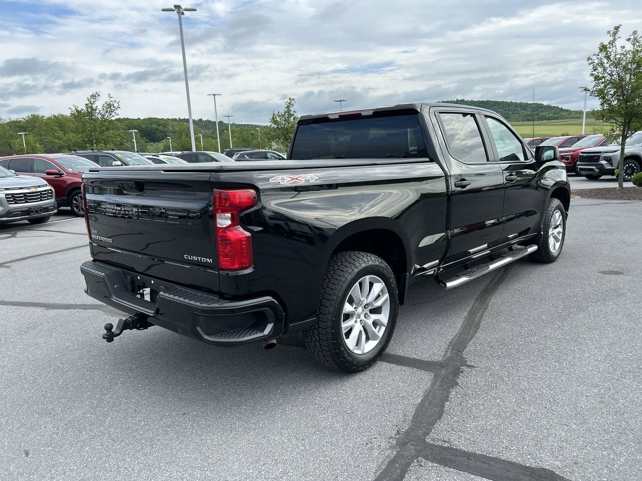 2022 Chevrolet Silverado 1500 Custom