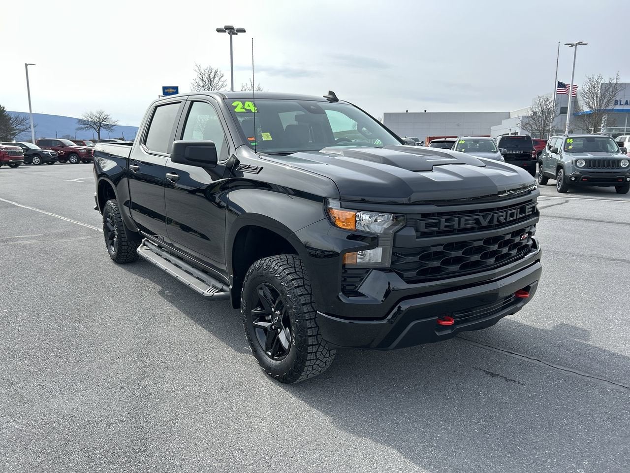 2024 Chevrolet Silverado 1500 Custom Trail Boss