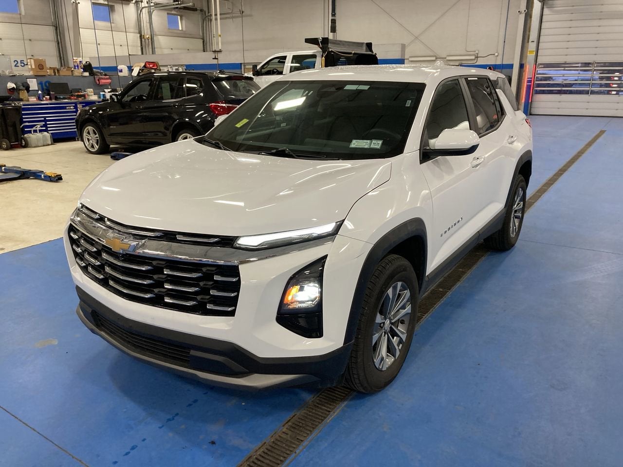 2025 Chevrolet Equinox AWD LT