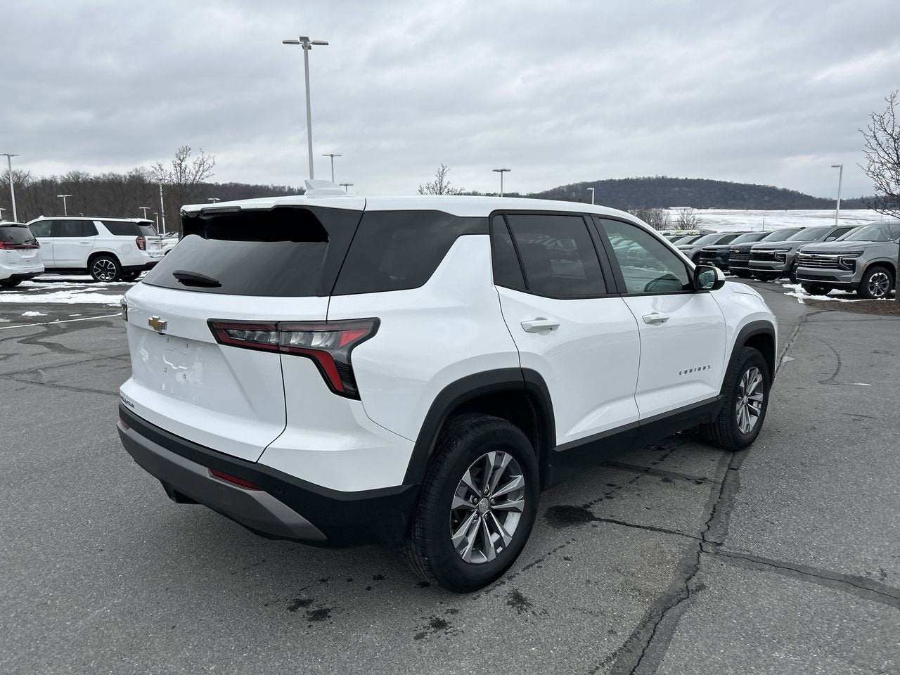 2025 Chevrolet Equinox AWD LT
