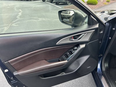 2018 Mazda Mazda3 4-Door Touring