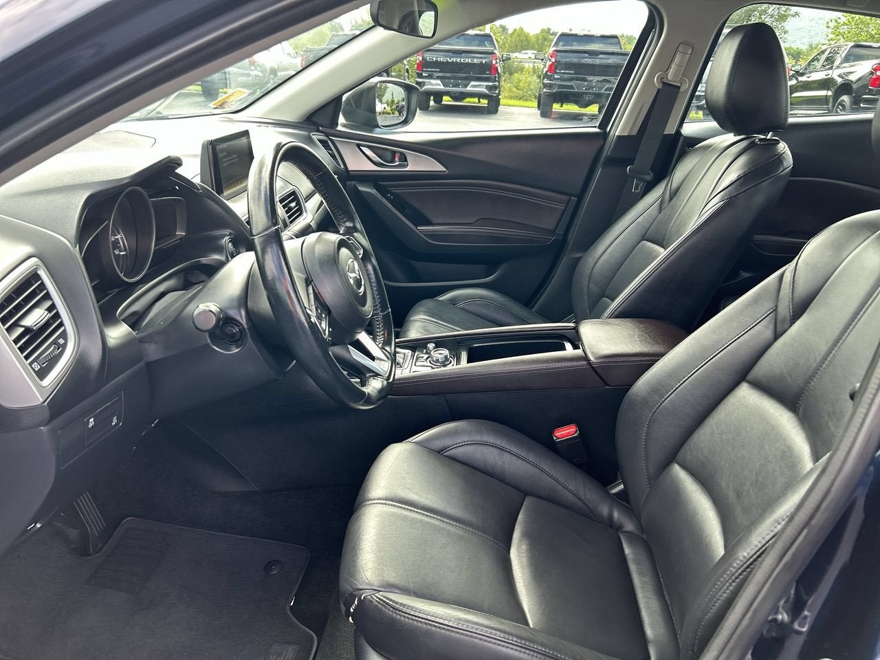 2018 Mazda Mazda3 4-Door Touring