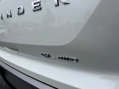 2022 Nissan Pathfinder SL