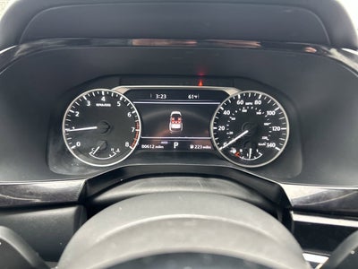 2022 Nissan Pathfinder SL