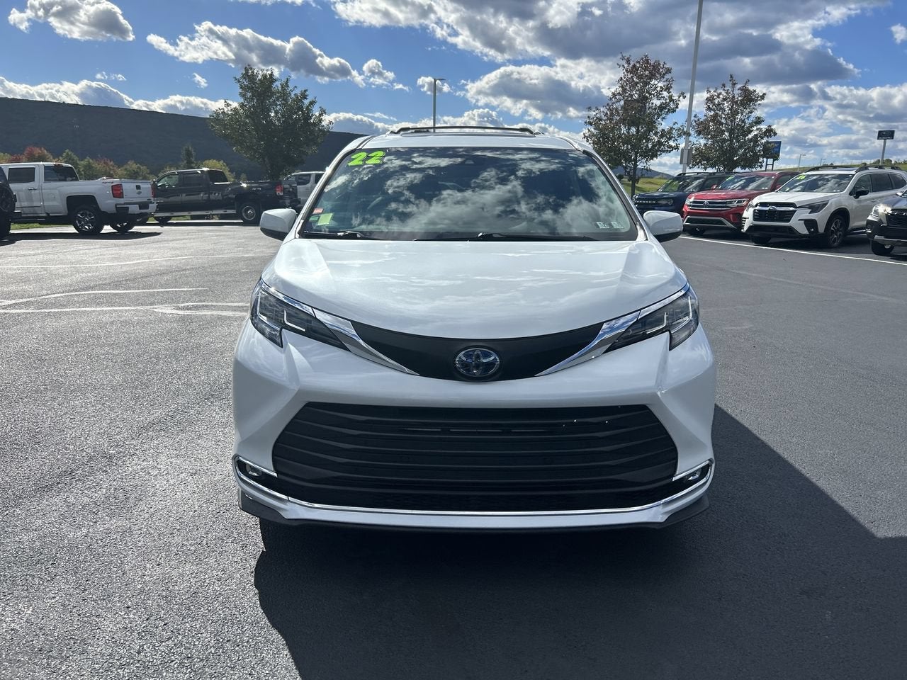 2022 Toyota Sienna XLE
