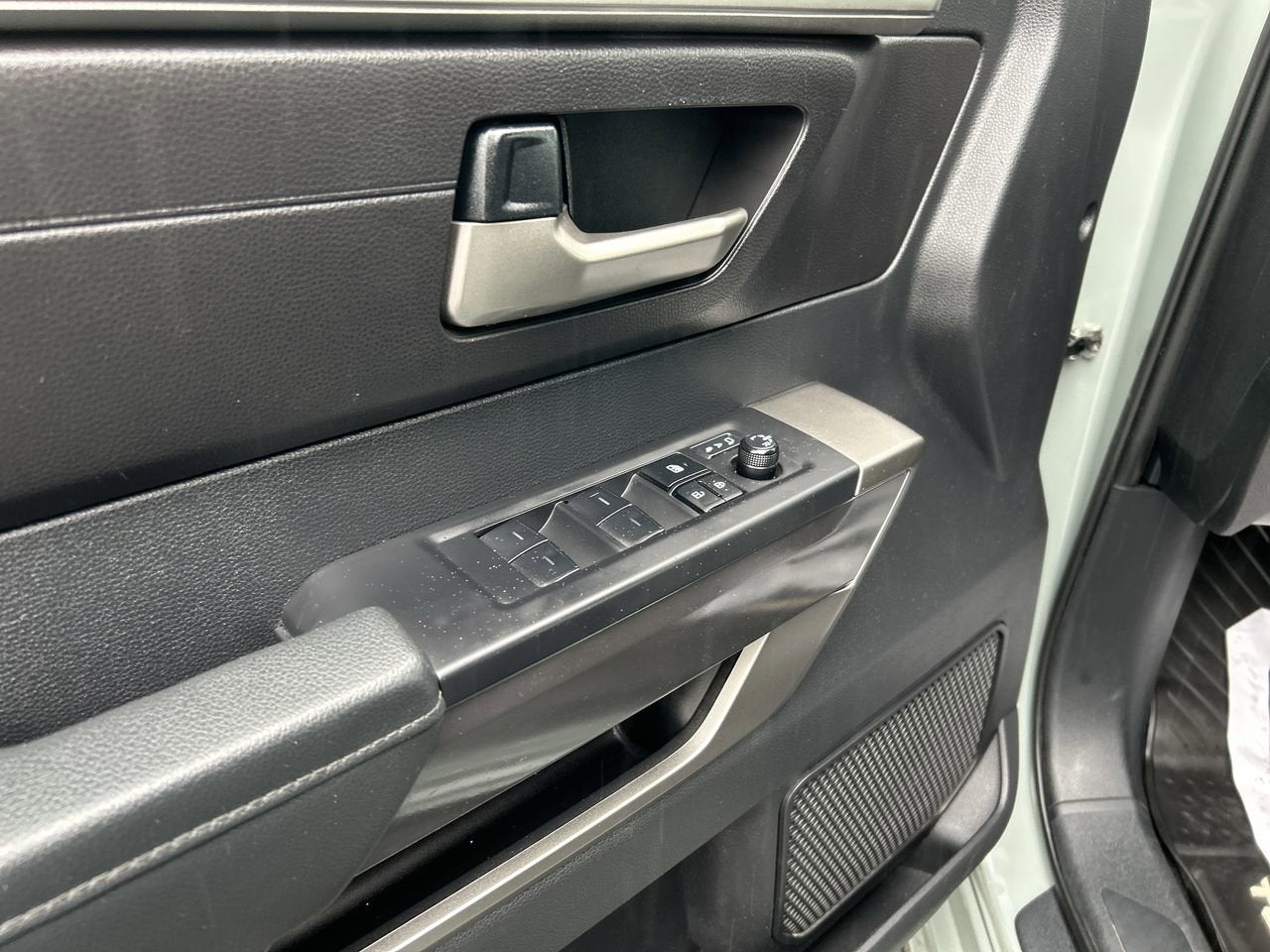 2022 Toyota Tundra 4WD SR5