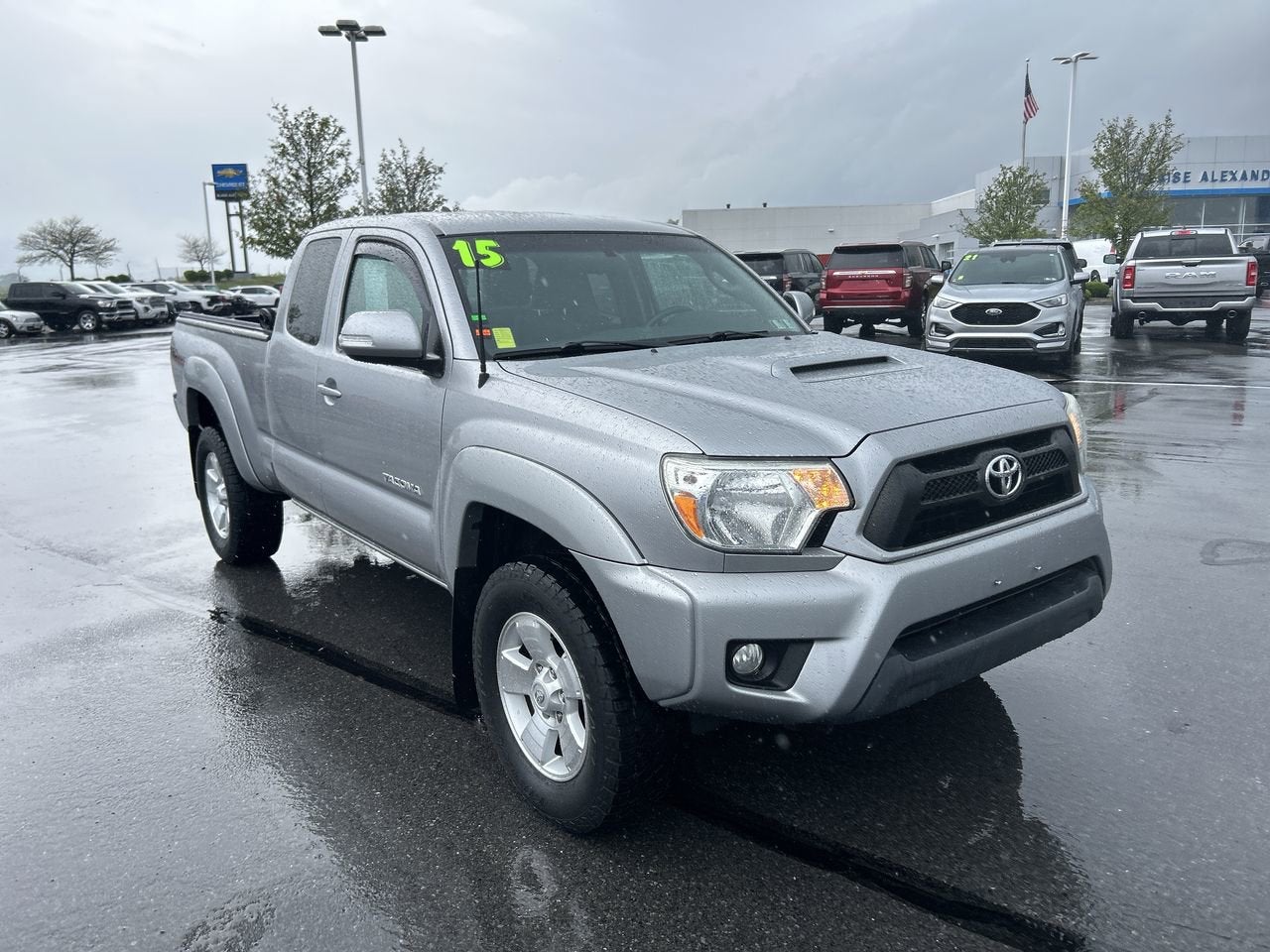 2015 Toyota Tacoma ACC CAB 4WD V6 AT