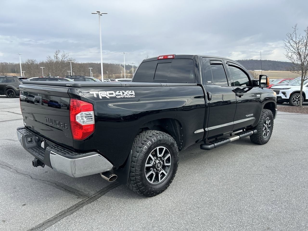 2017 Toyota Tundra 4WD SR