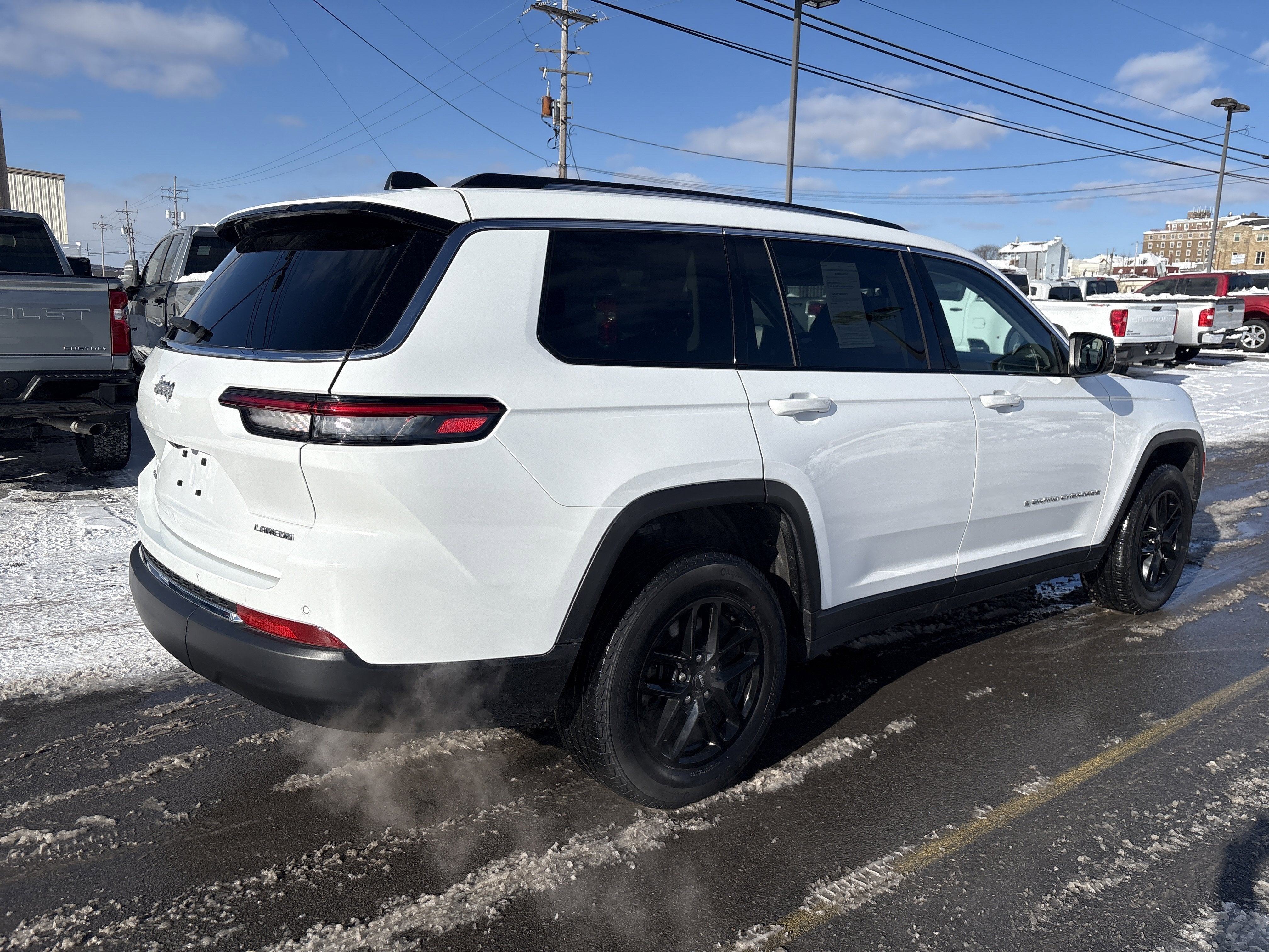 2023 Jeep Grand Cherokee L Laredo