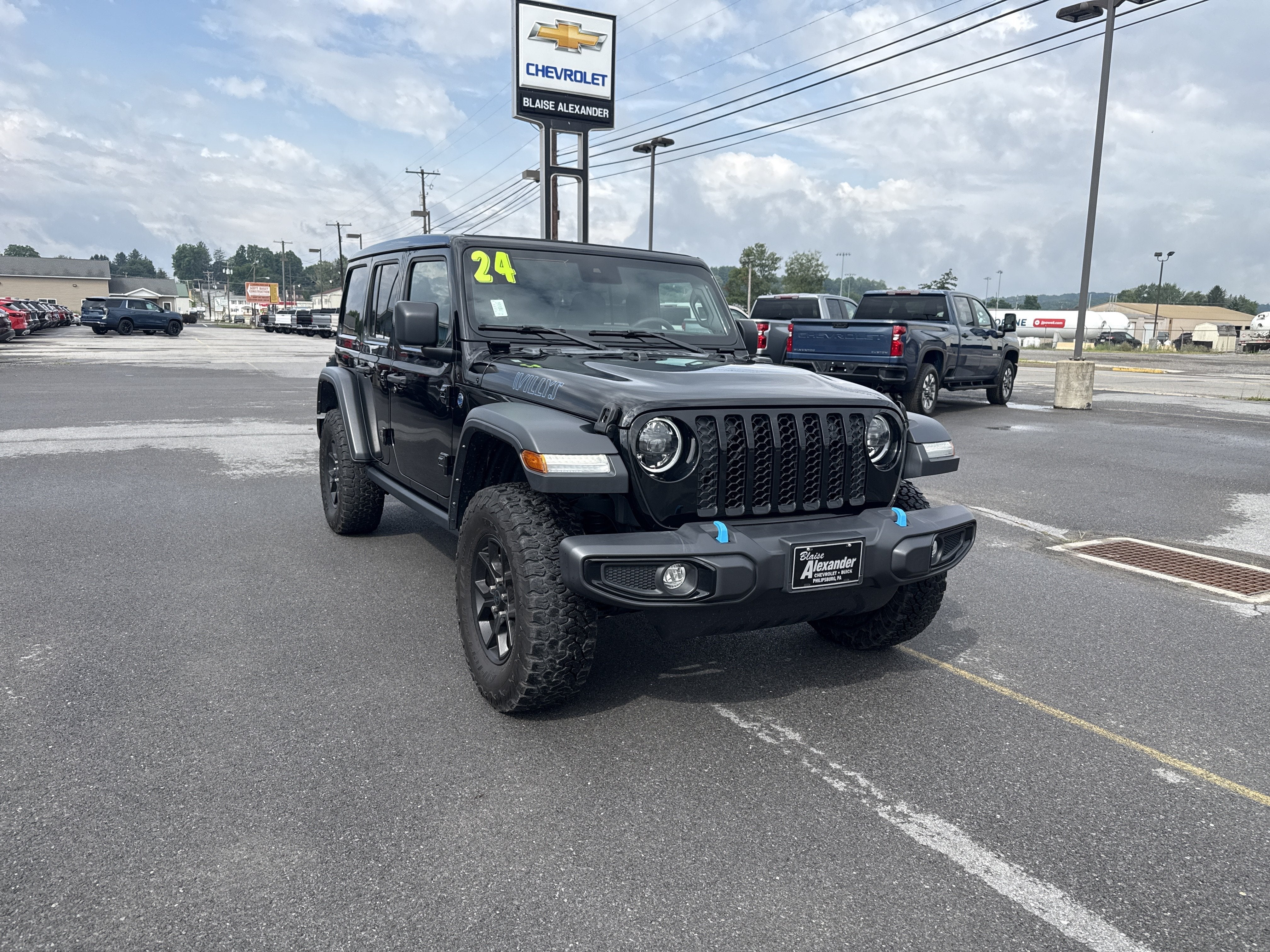 2024 Jeep Wrangler 4xe Willys