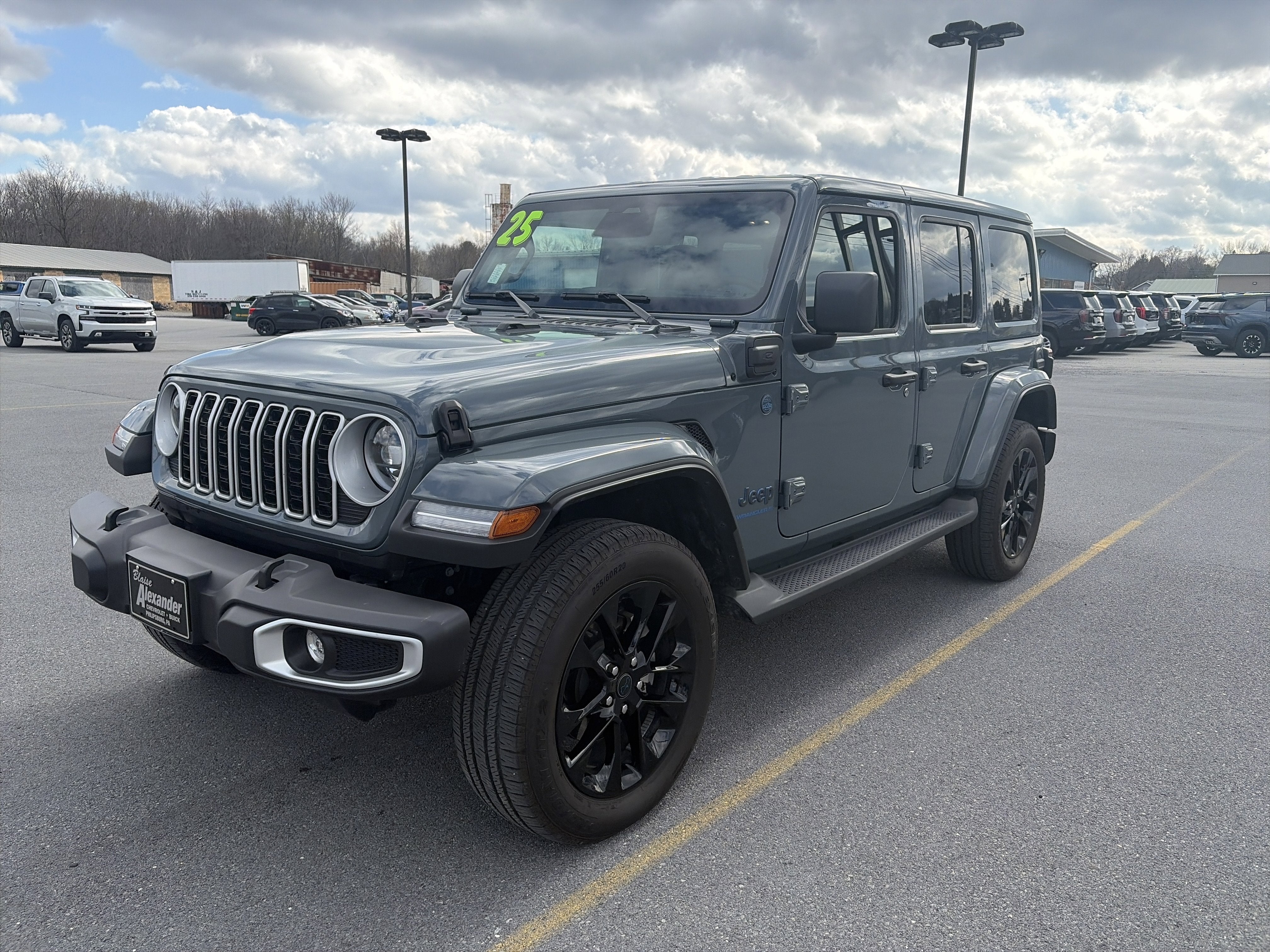 2025 Jeep Wrangler 4xe Sahara
