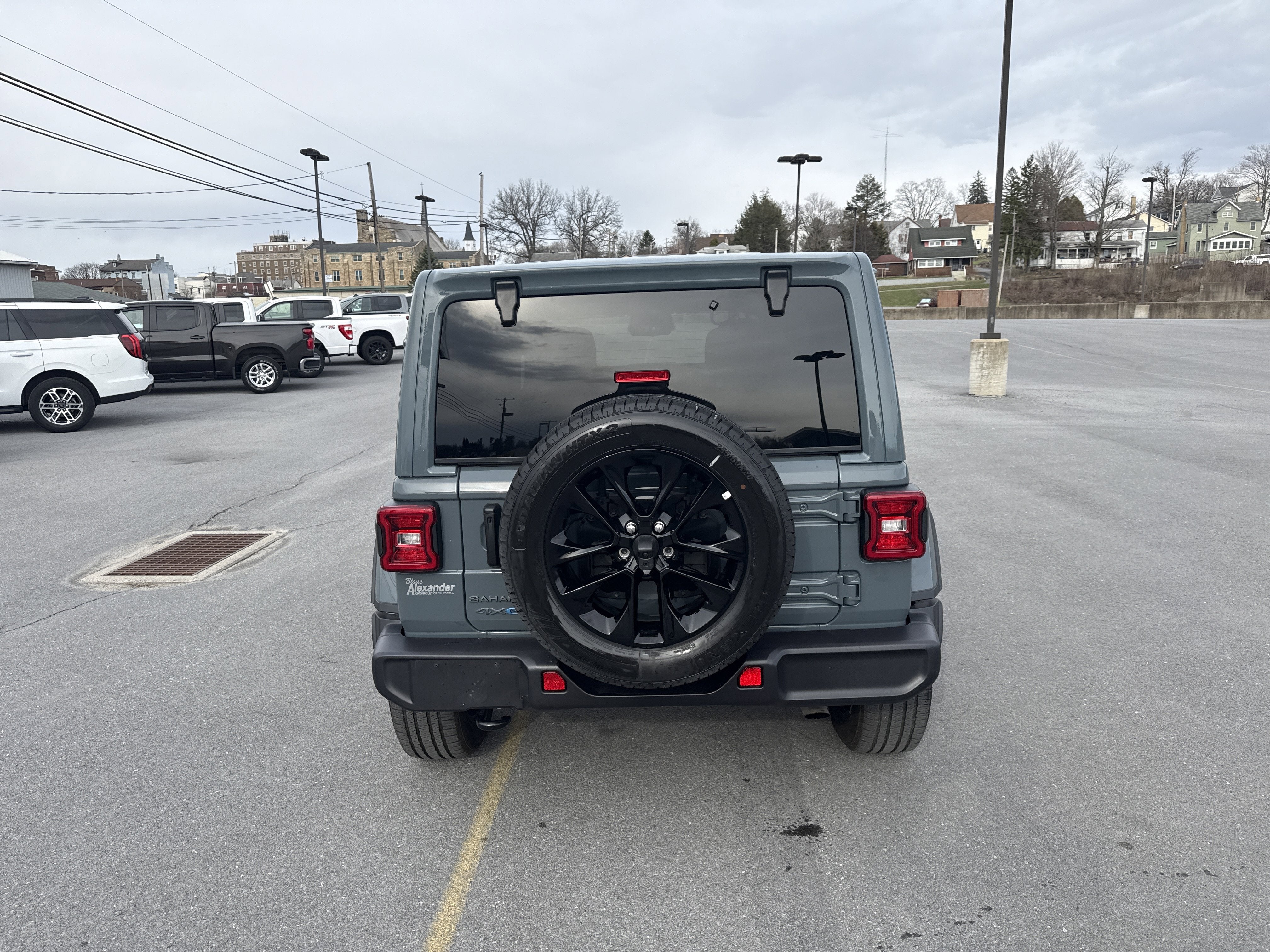 2025 Jeep Wrangler 4xe Sahara