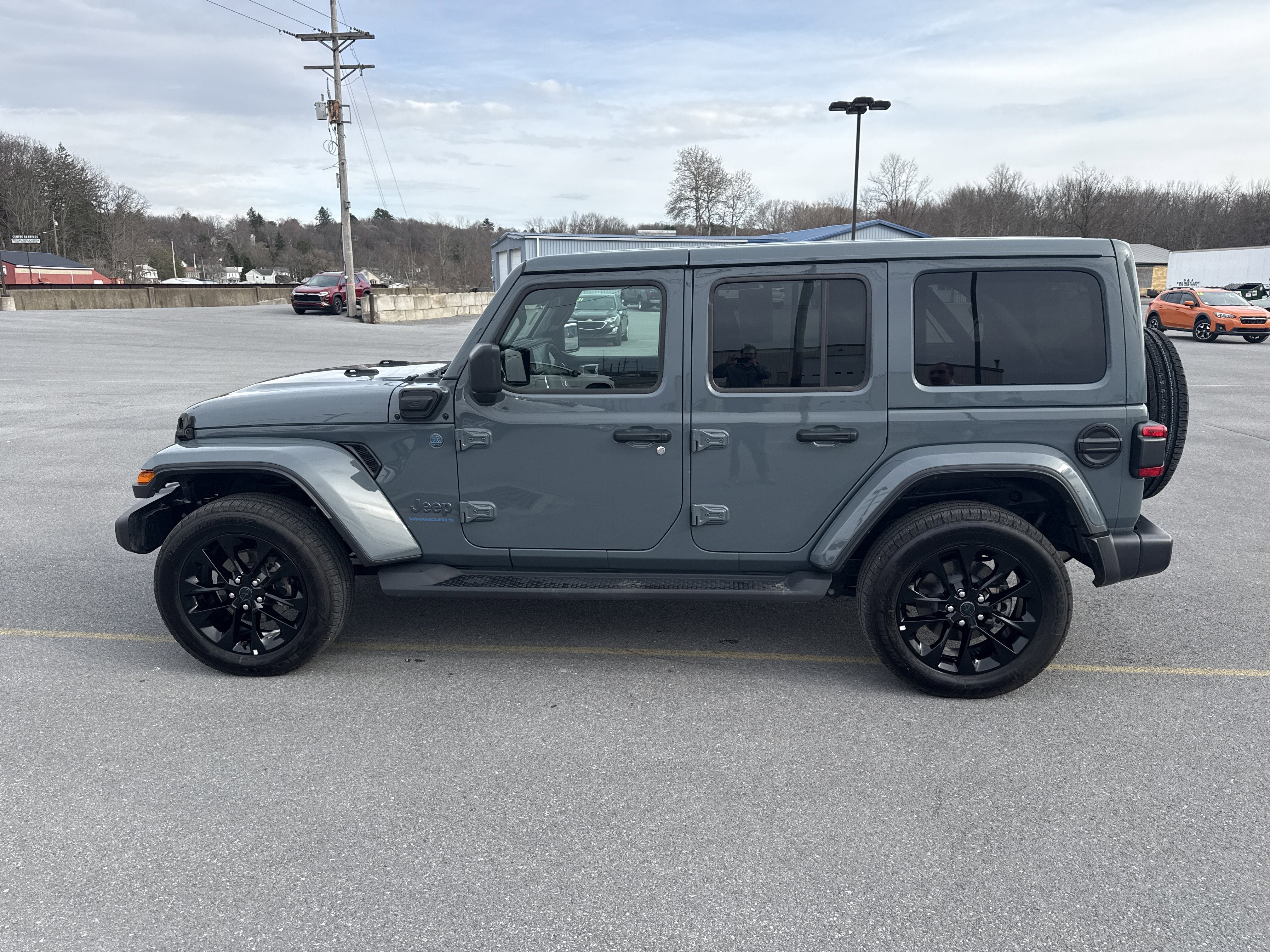 2025 Jeep Wrangler 4xe Sahara