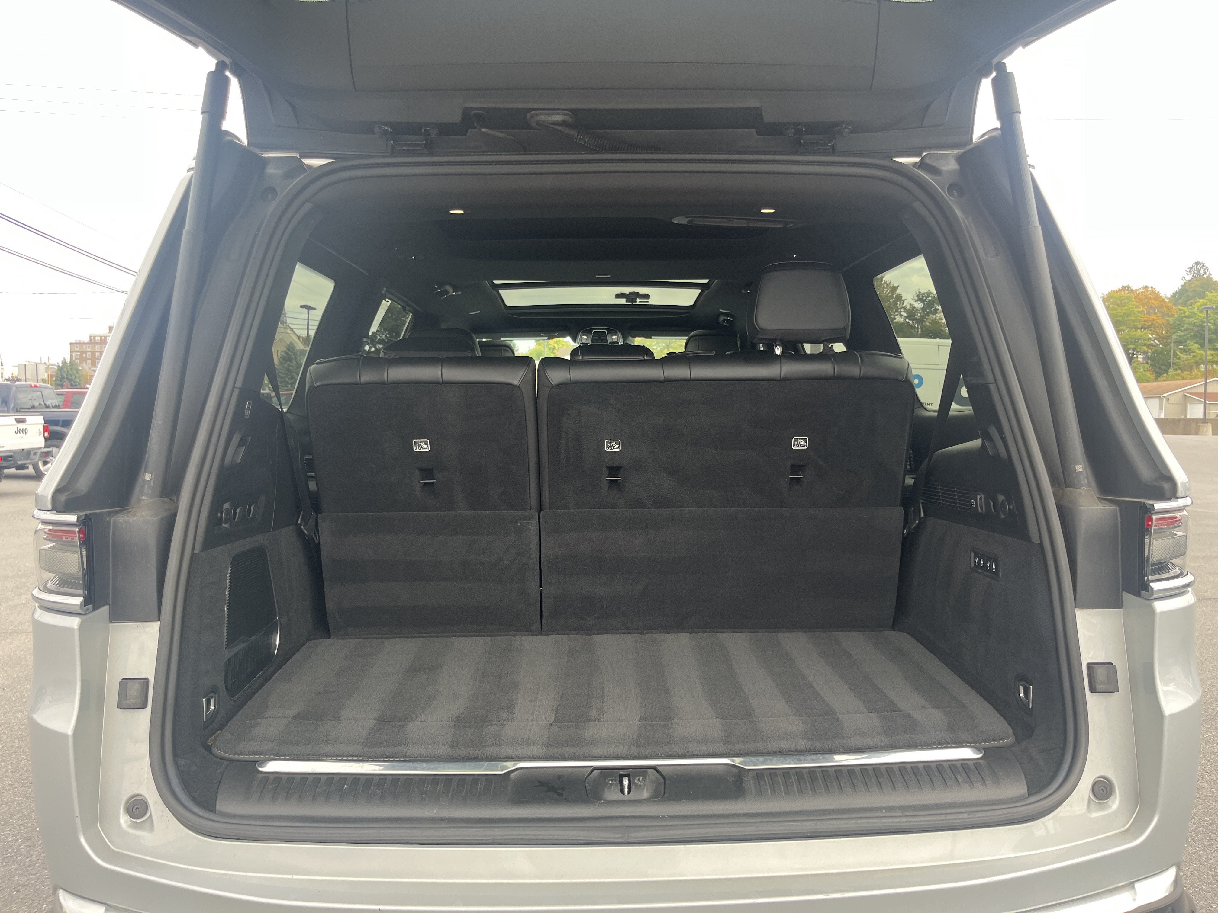2022 Jeep Grand Wagoneer Series I