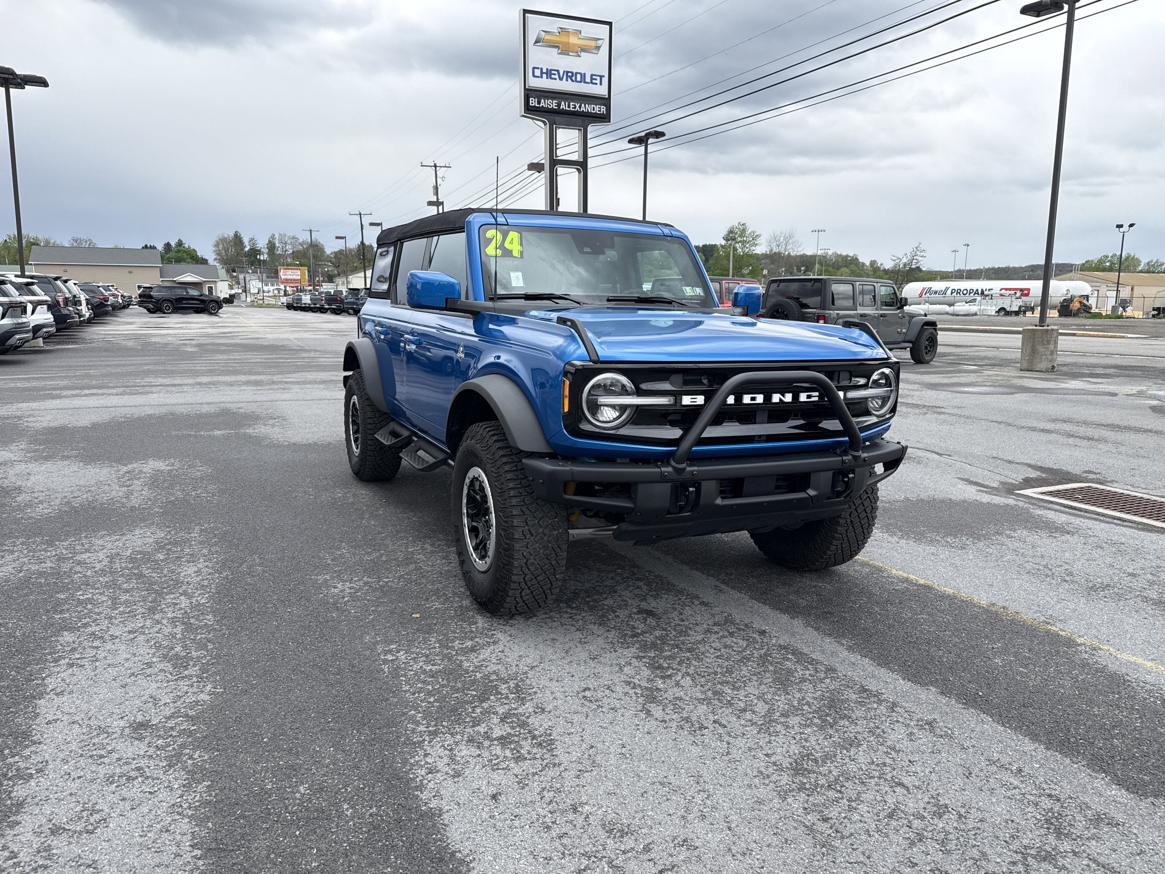 2024 Ford Bronco Outer Banks