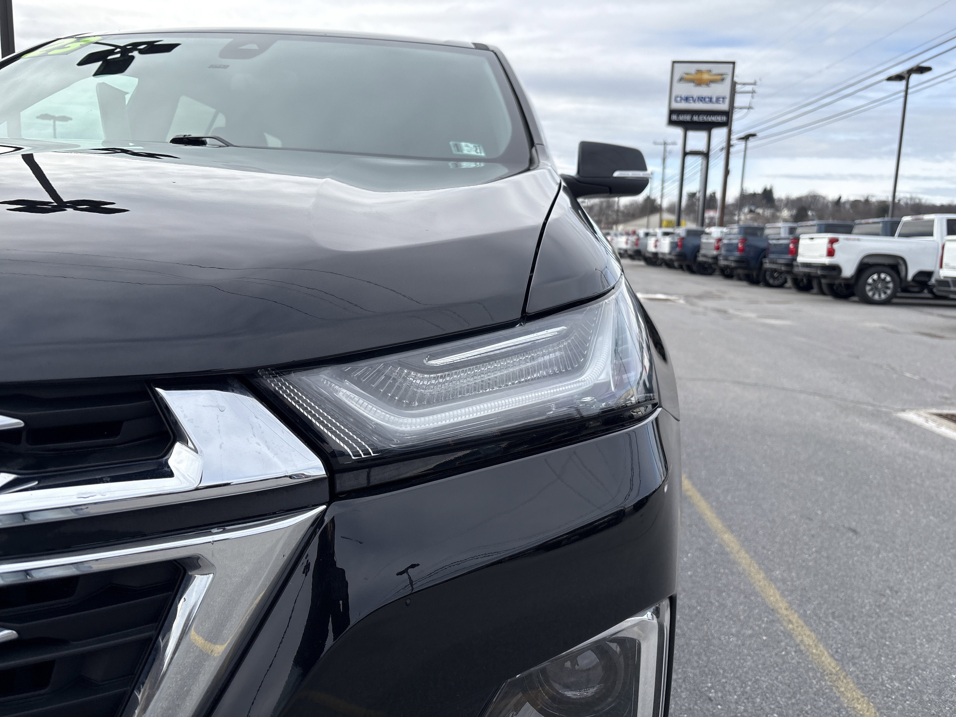 2023 Chevrolet Traverse LT Leather
