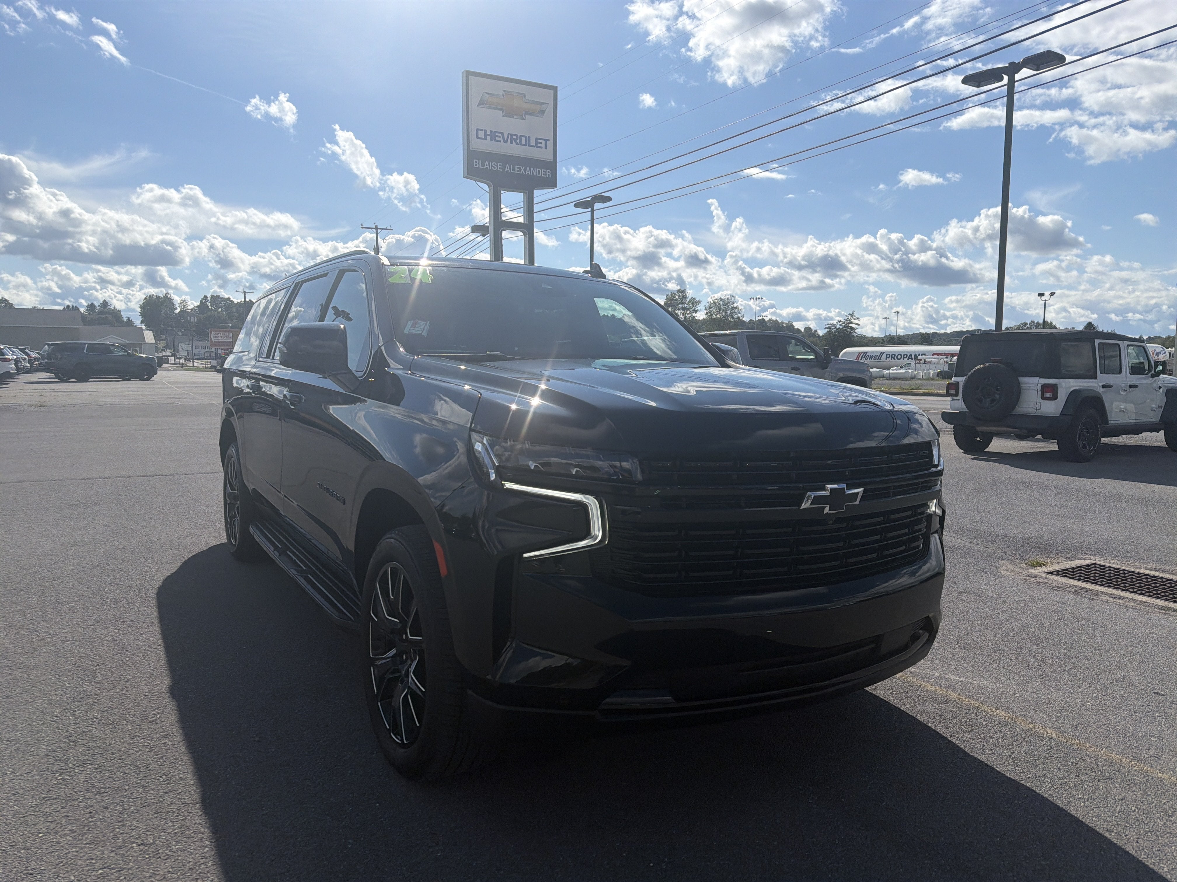 2024 Chevrolet Suburban RST
