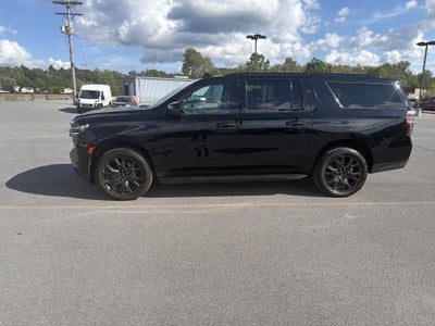 2024 Chevrolet Suburban RST