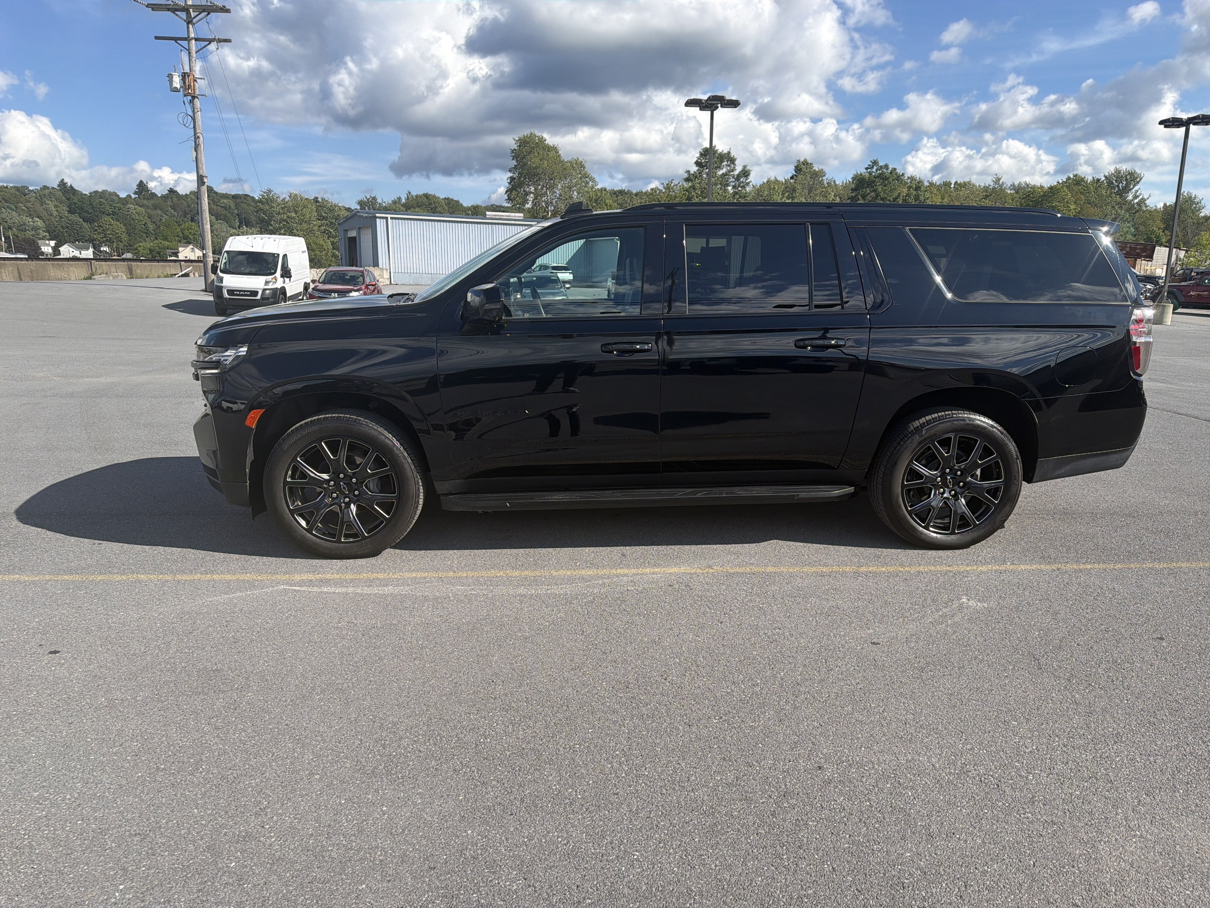 2024 Chevrolet Suburban RST