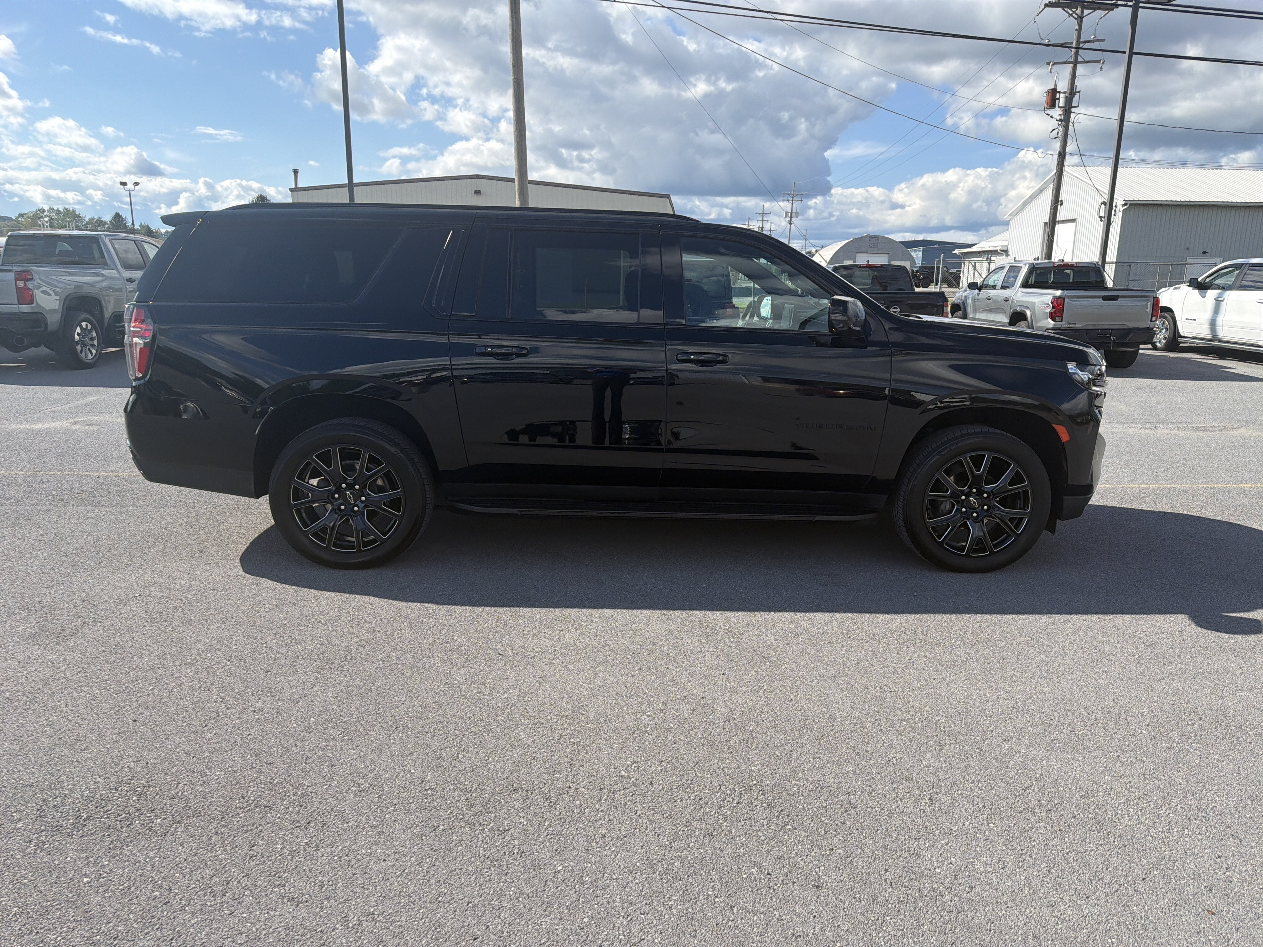 2024 Chevrolet Suburban RST