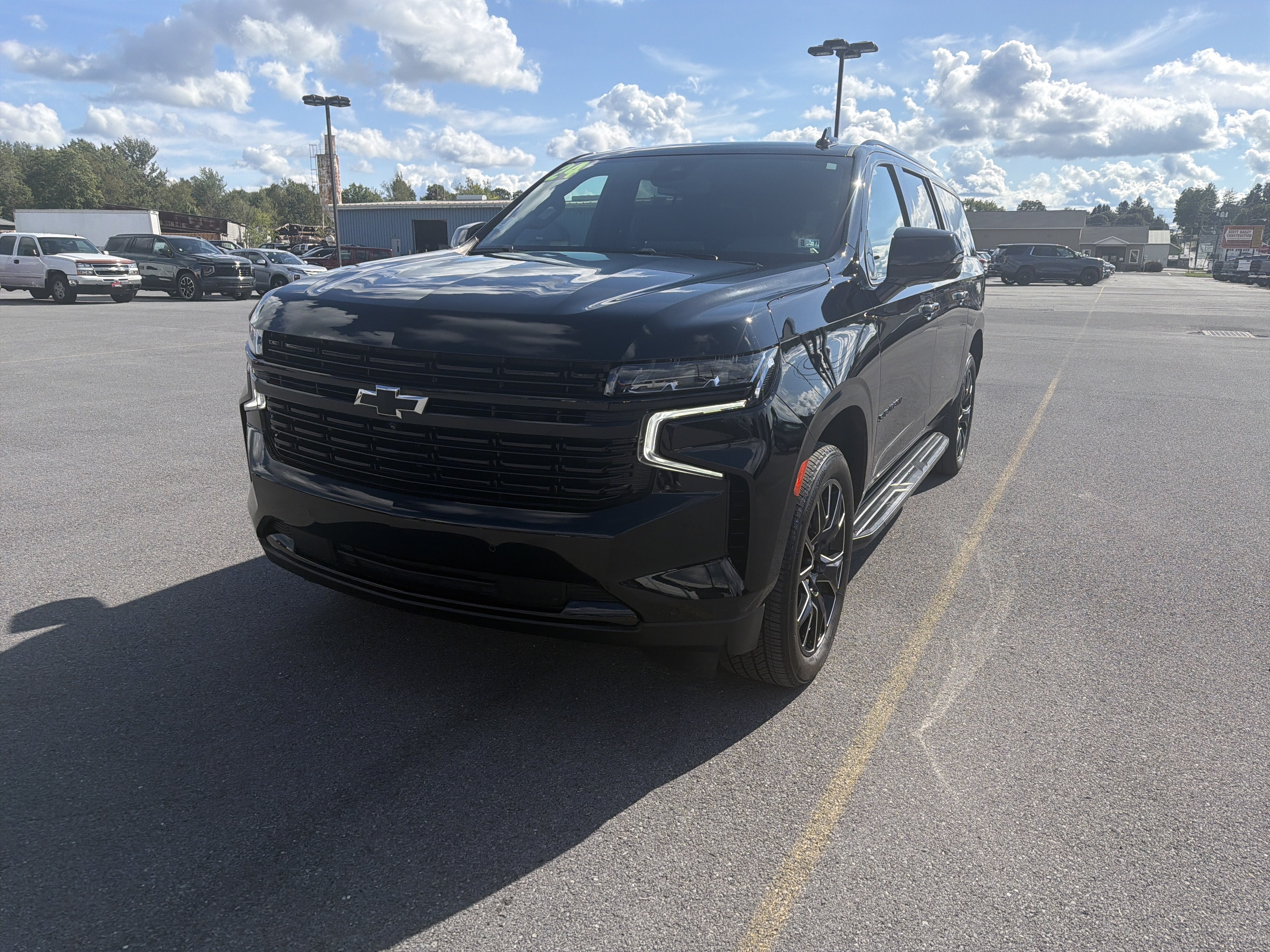 2024 Chevrolet Suburban RST