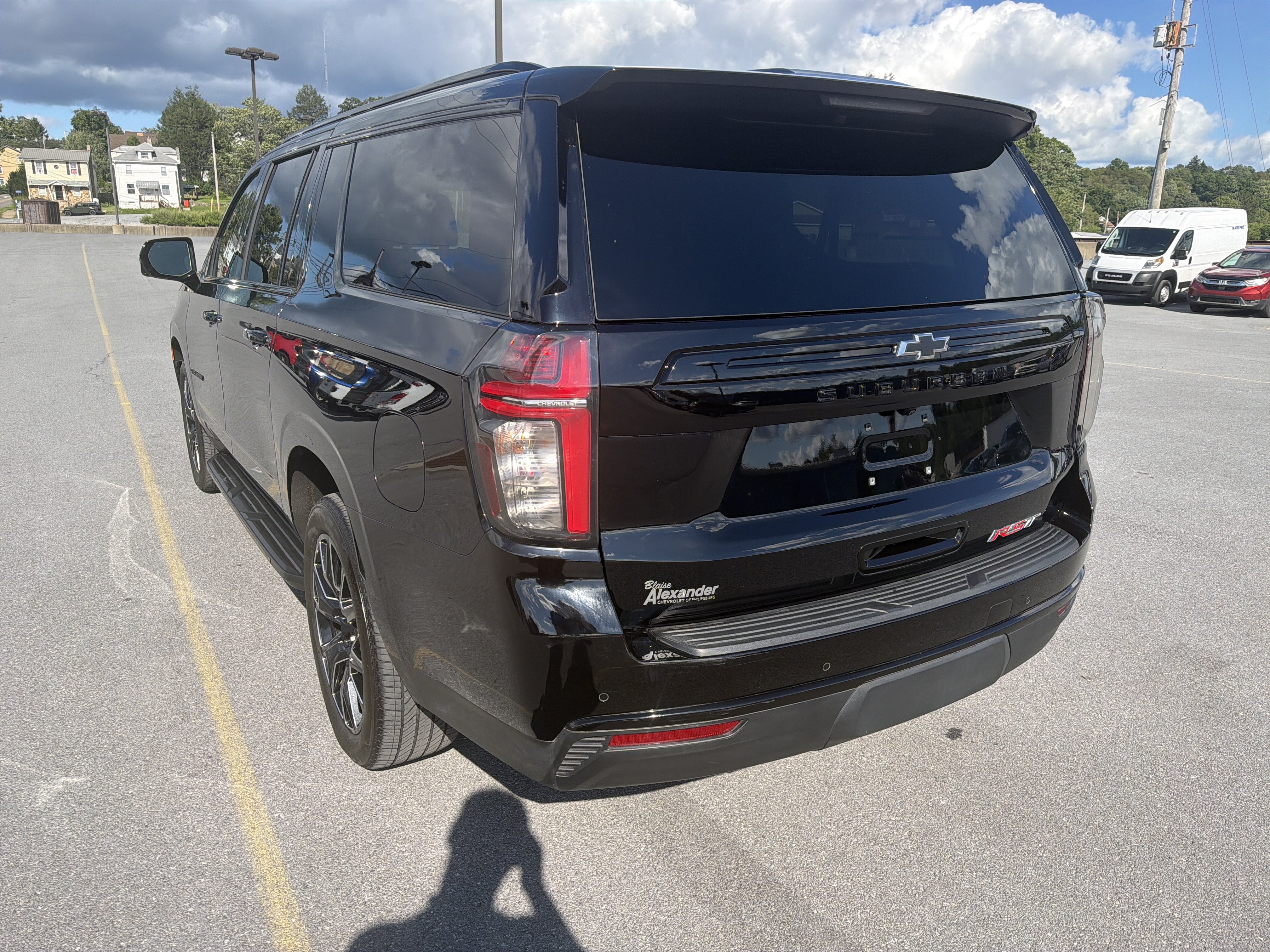 2024 Chevrolet Suburban RST