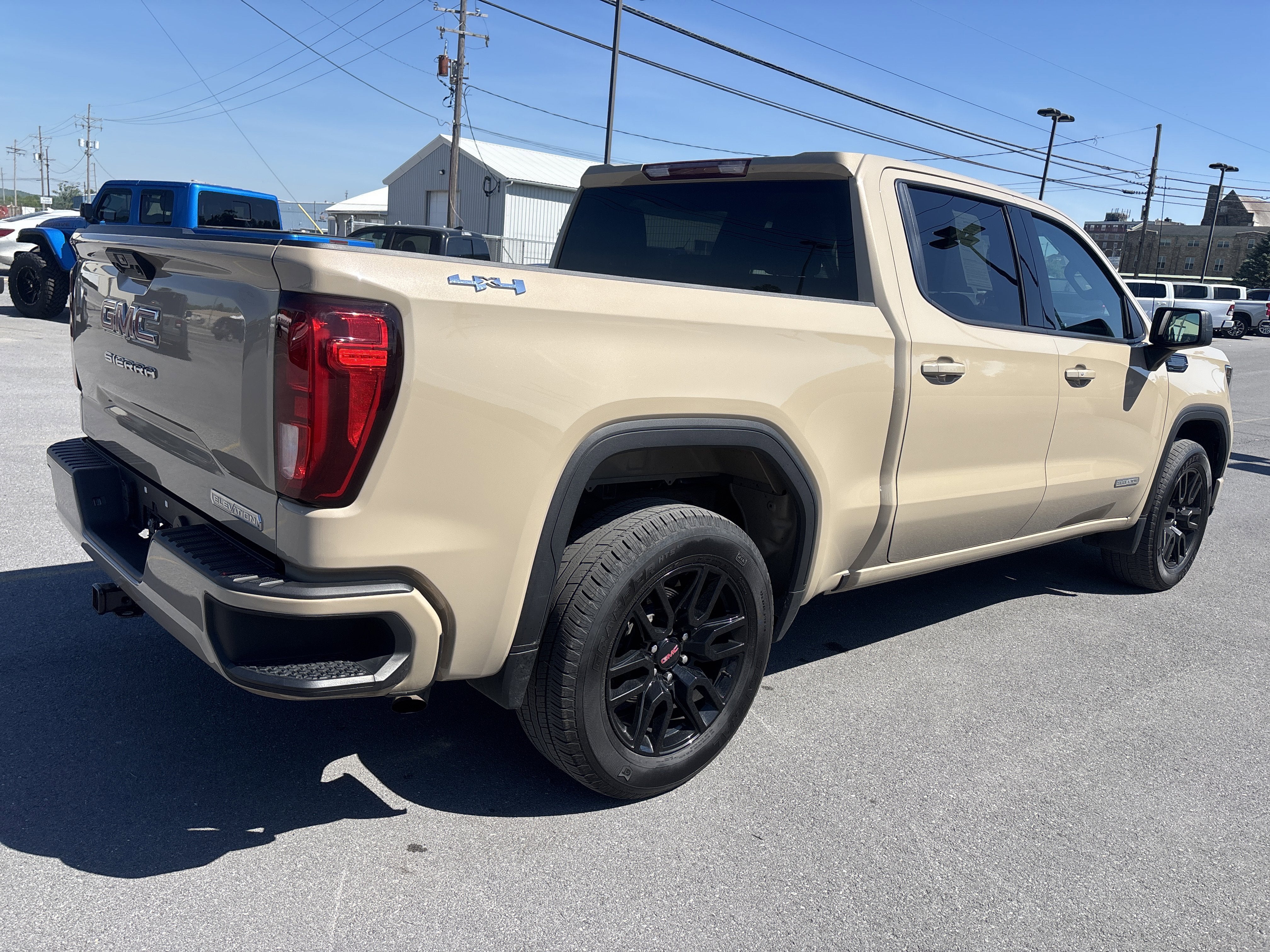 2023 GMC Sierra 1500 Elevation