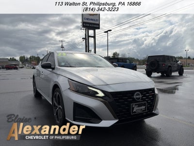 2023 Nissan Altima 2.5 SR