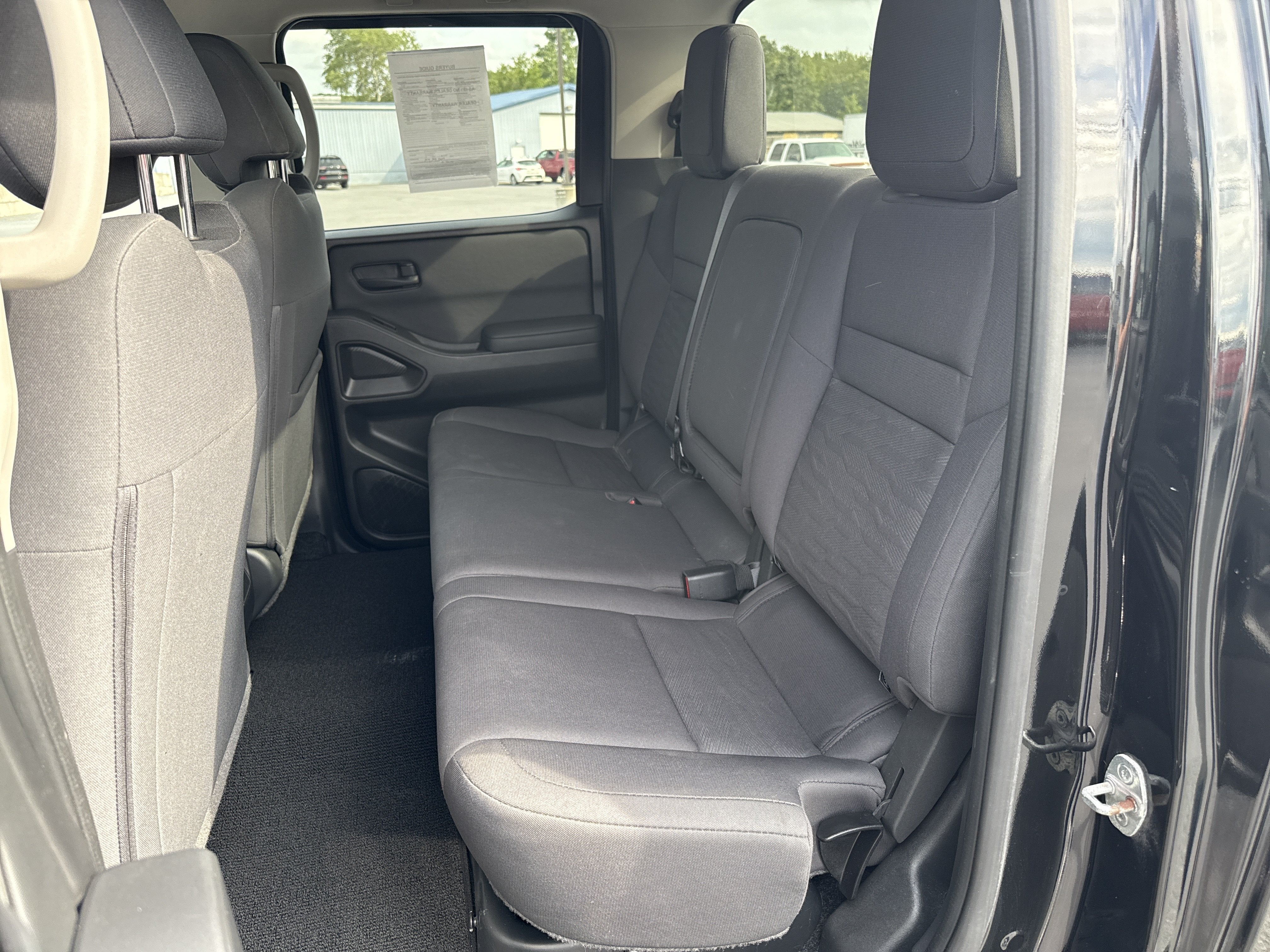 2022 Nissan Frontier S