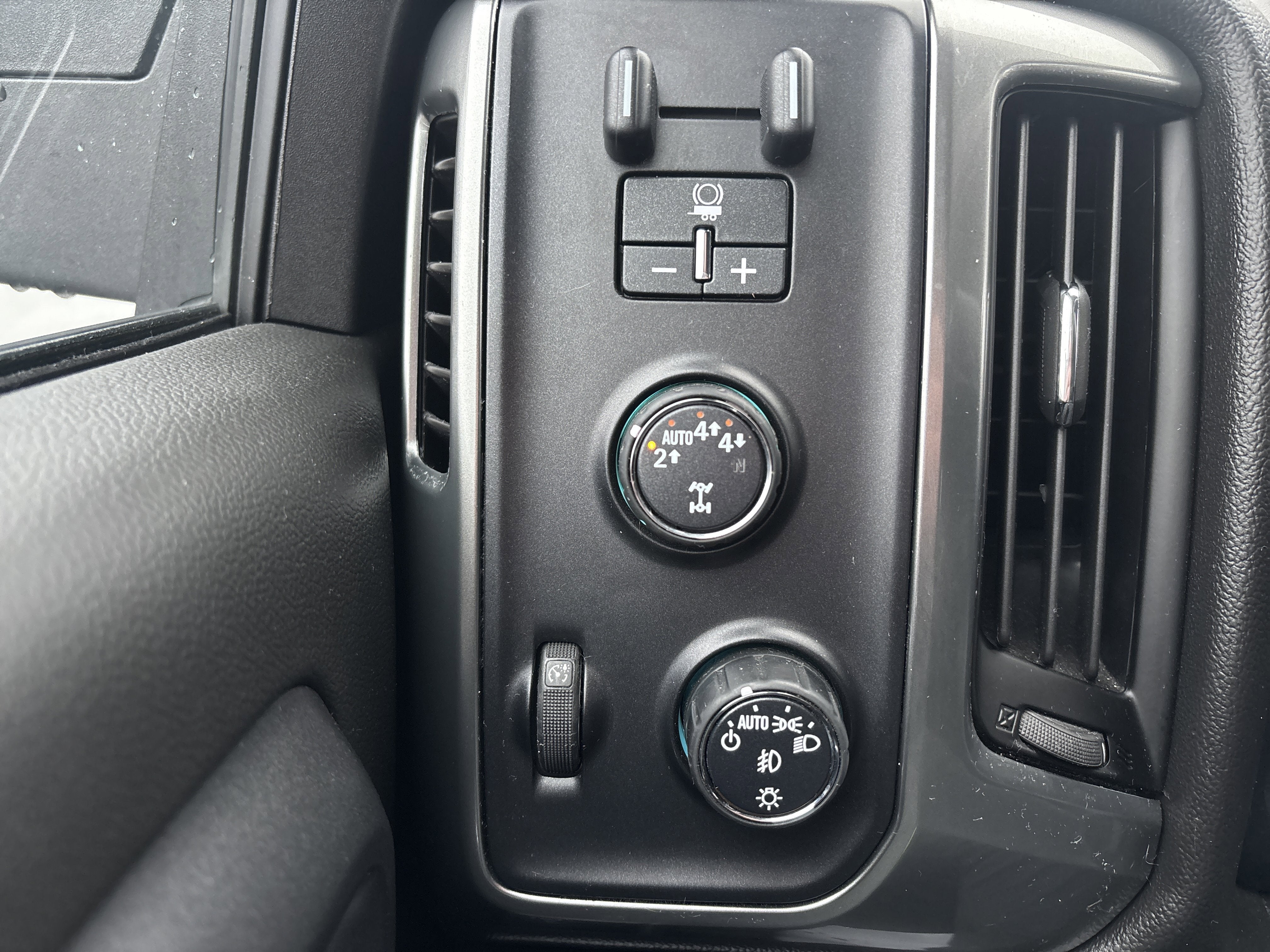 2019 Chevrolet Silverado LD LT