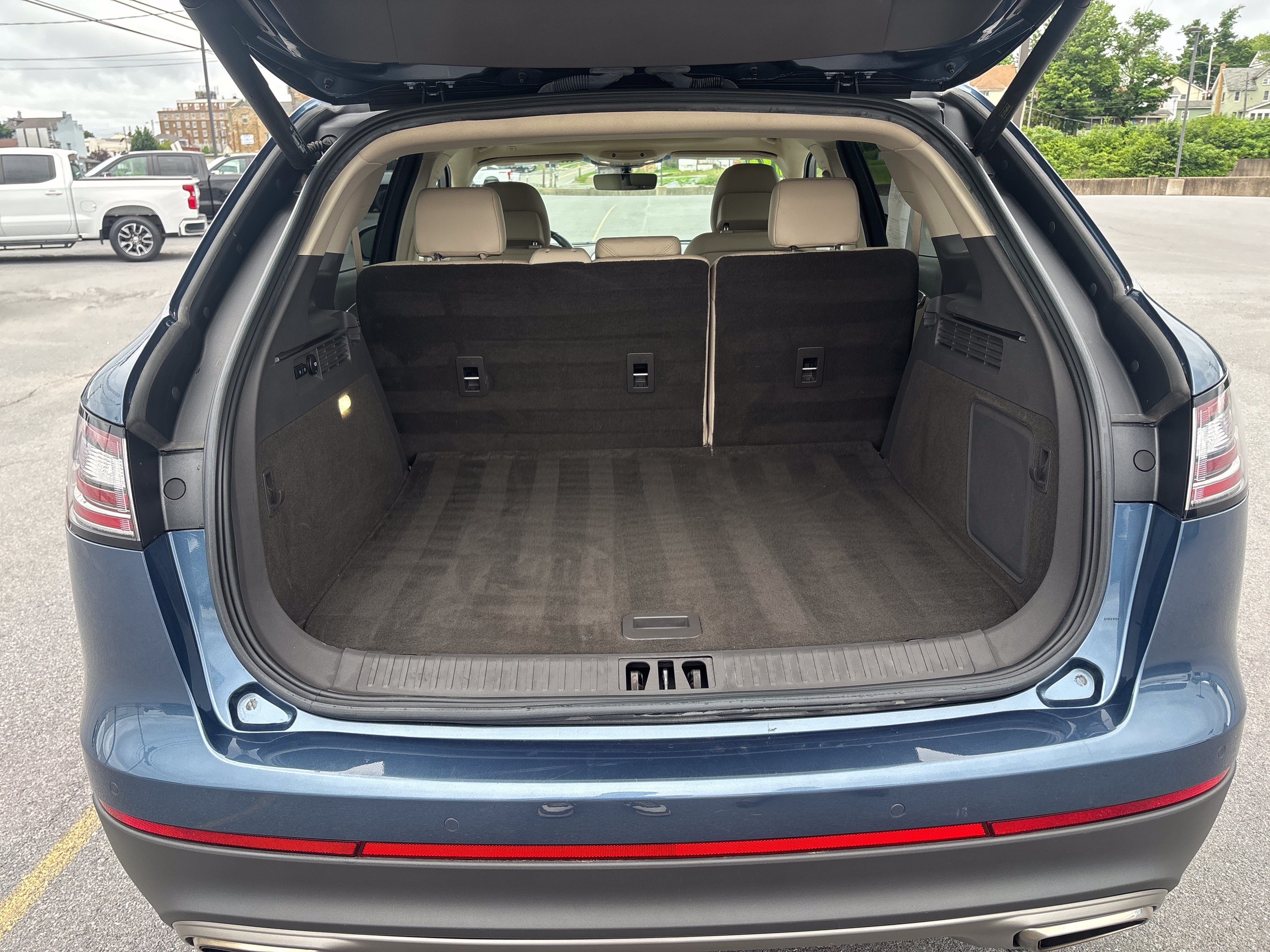 2019 Lincoln Nautilus Select