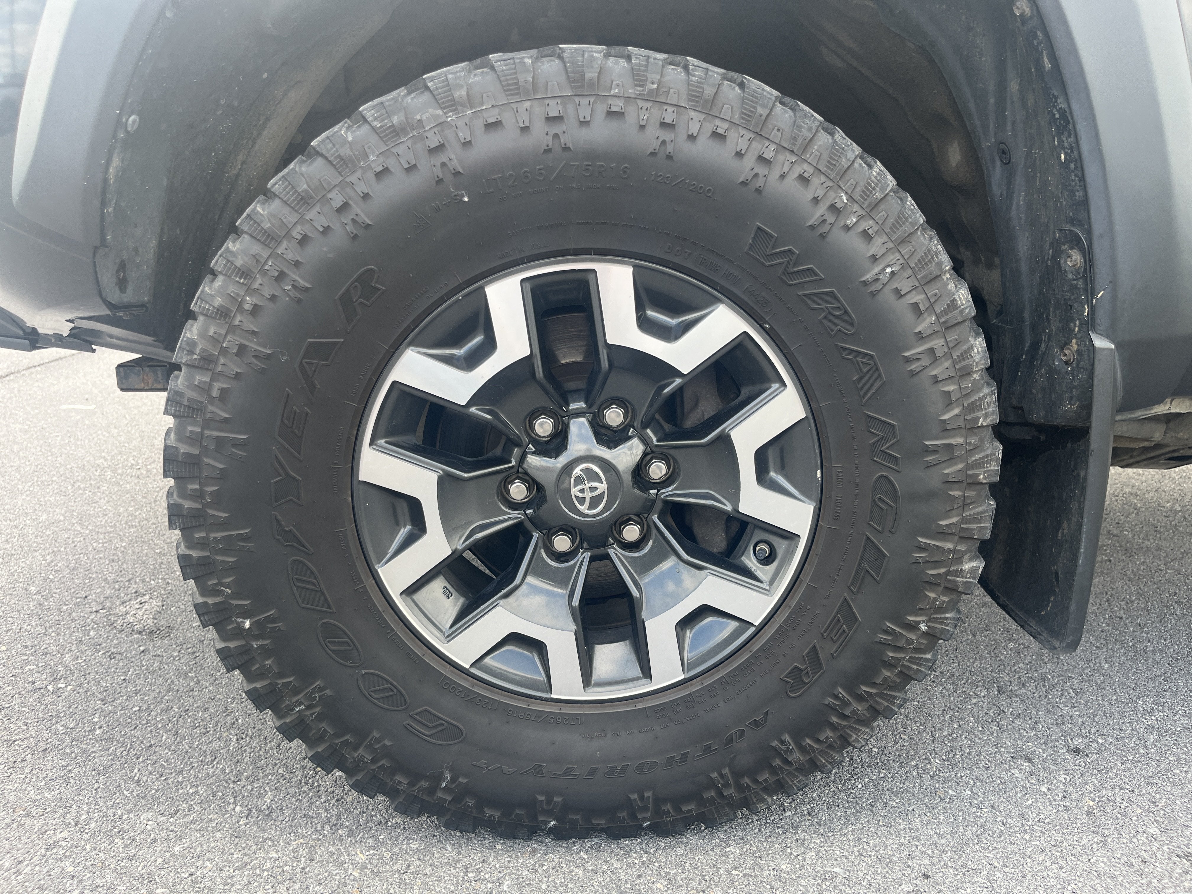 2020 Toyota Tacoma 4WD SR5