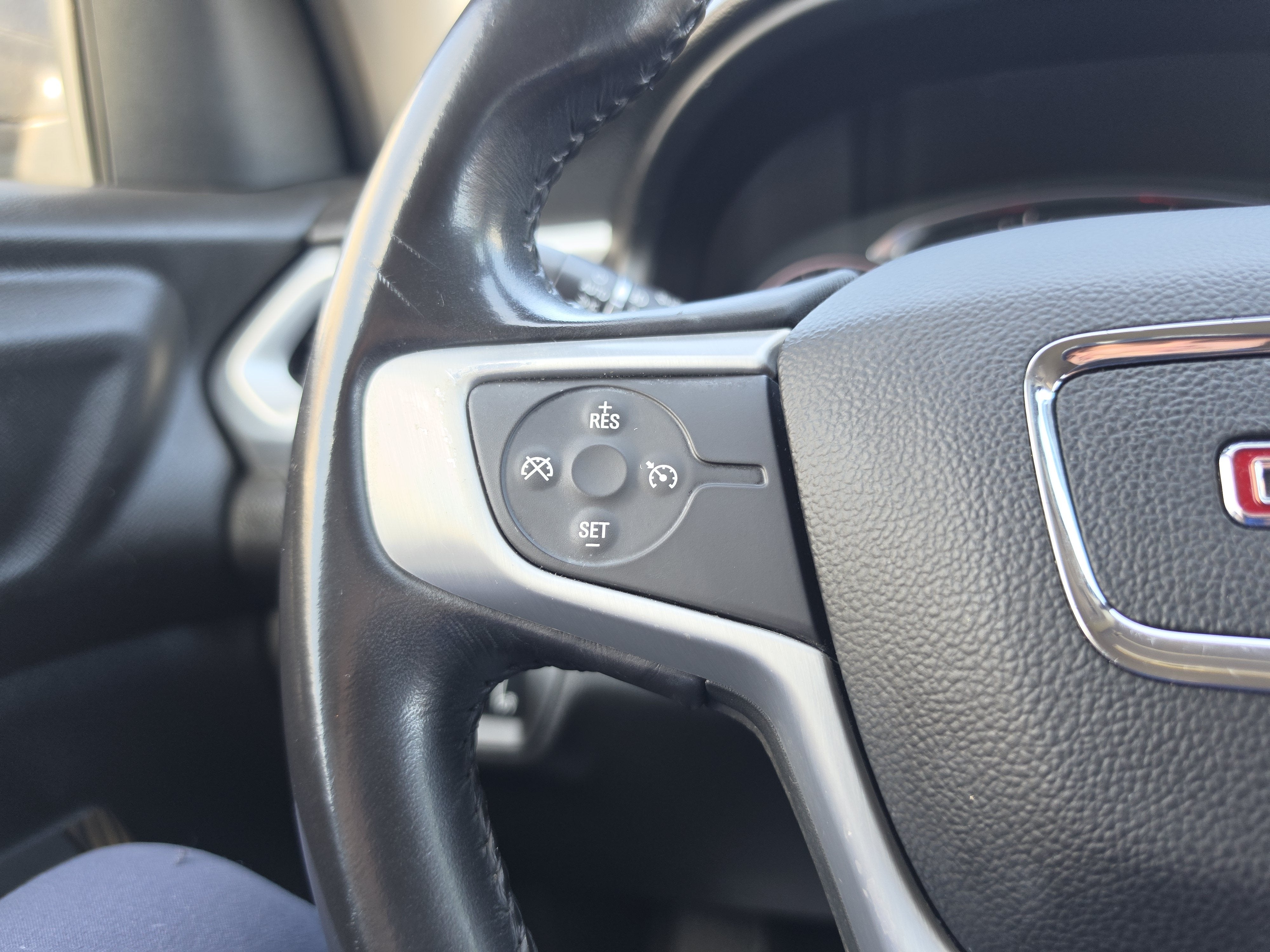 2019 GMC Acadia SLE