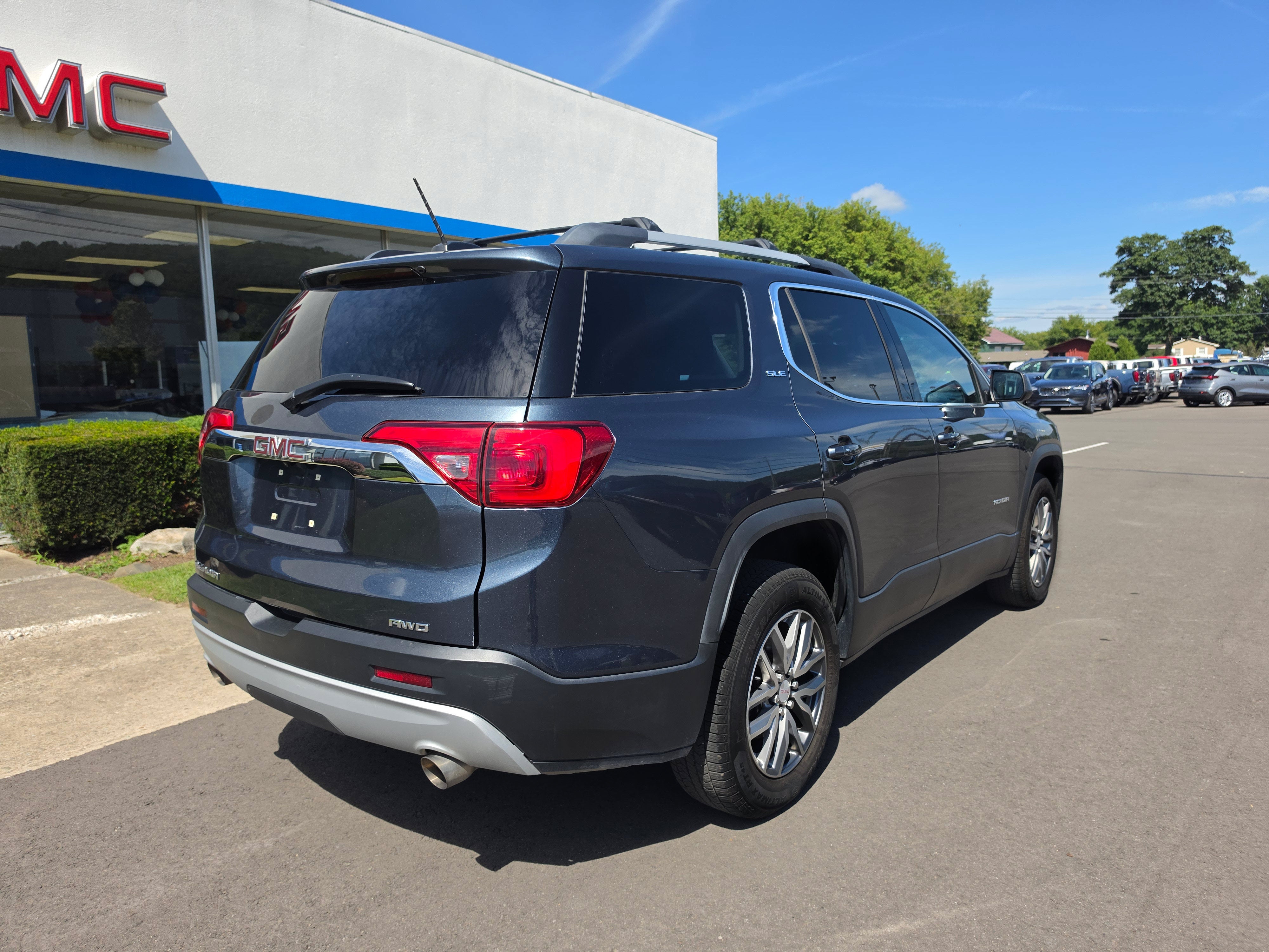 2019 GMC Acadia SLE