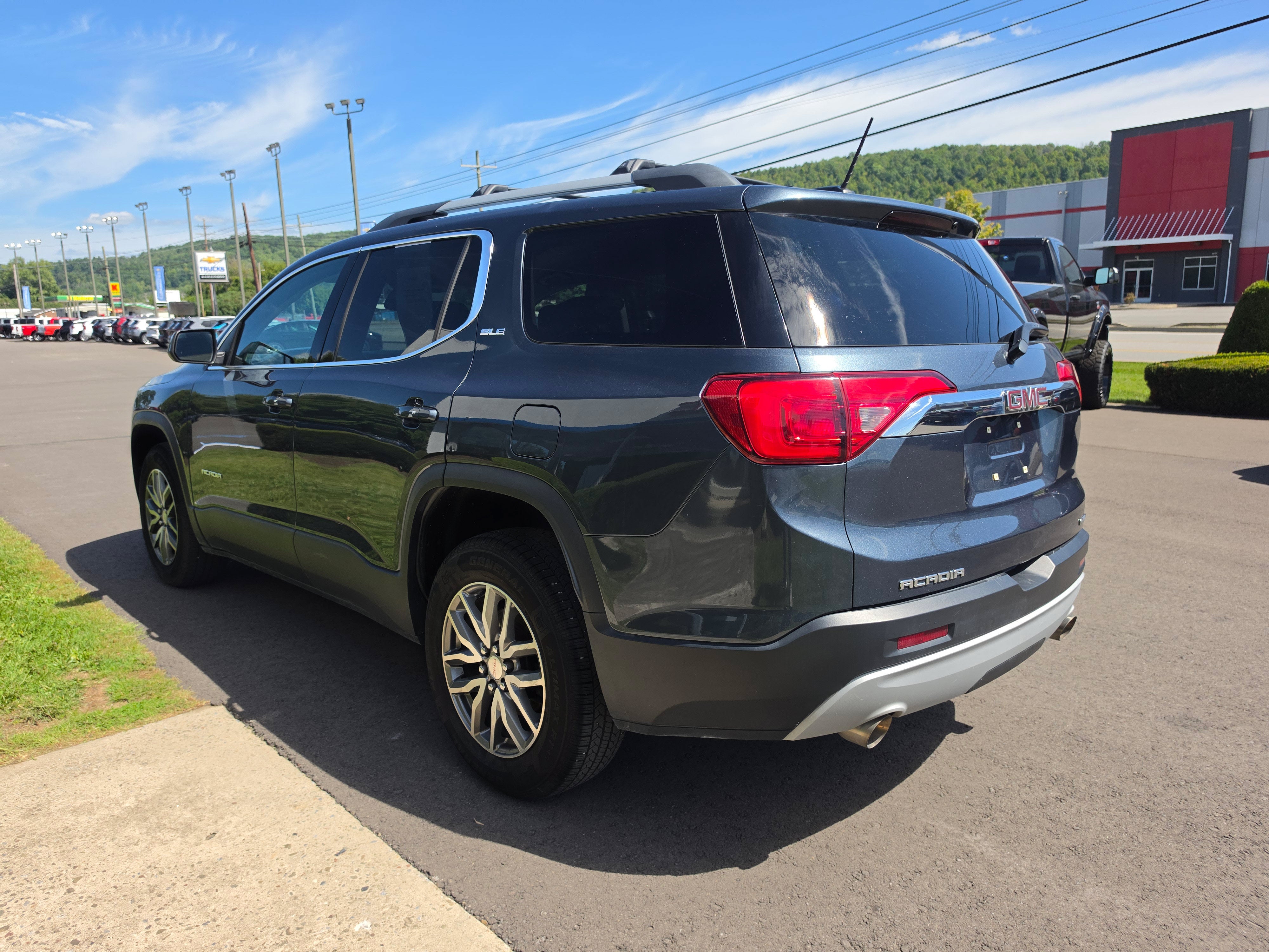 2019 GMC Acadia SLE