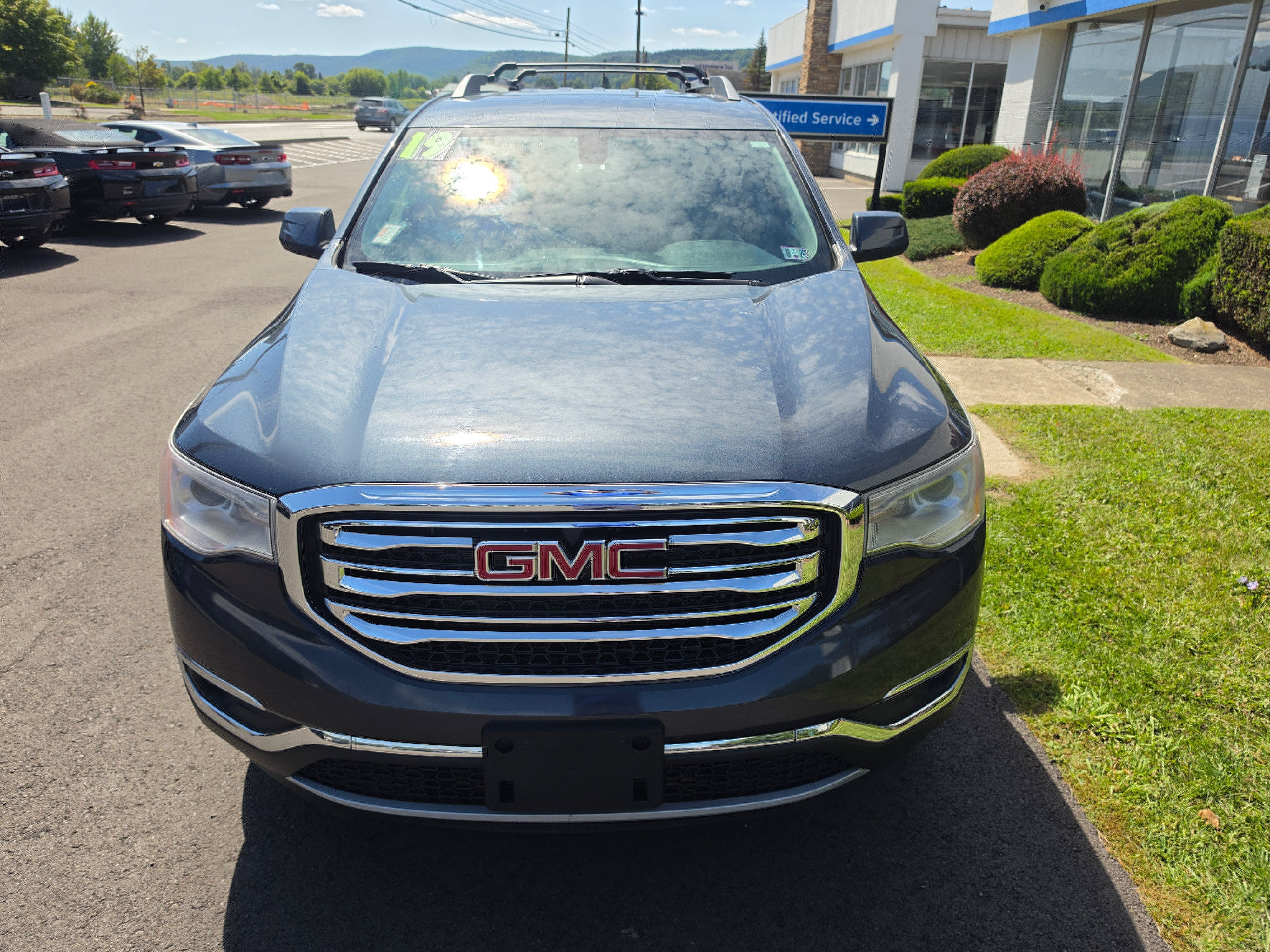 2019 GMC Acadia SLE
