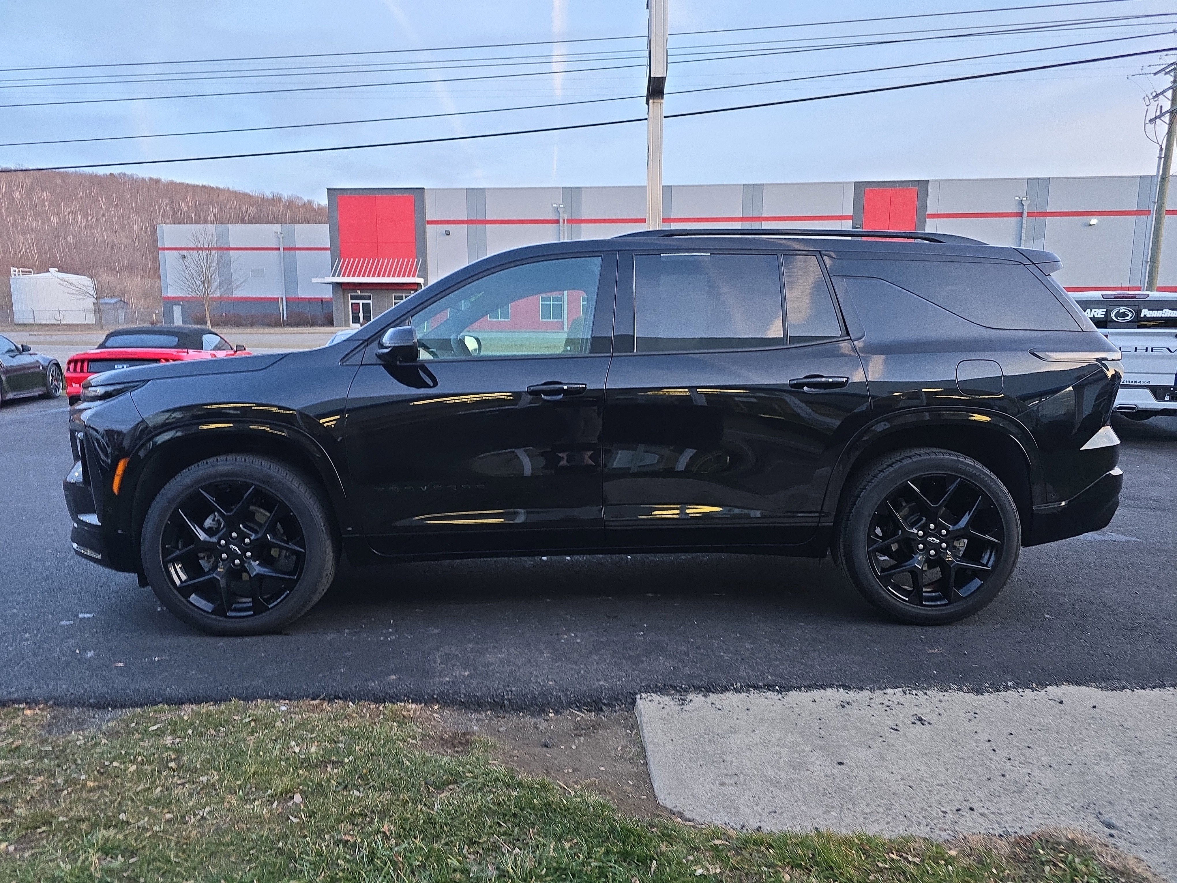 2024 Chevrolet Traverse RS