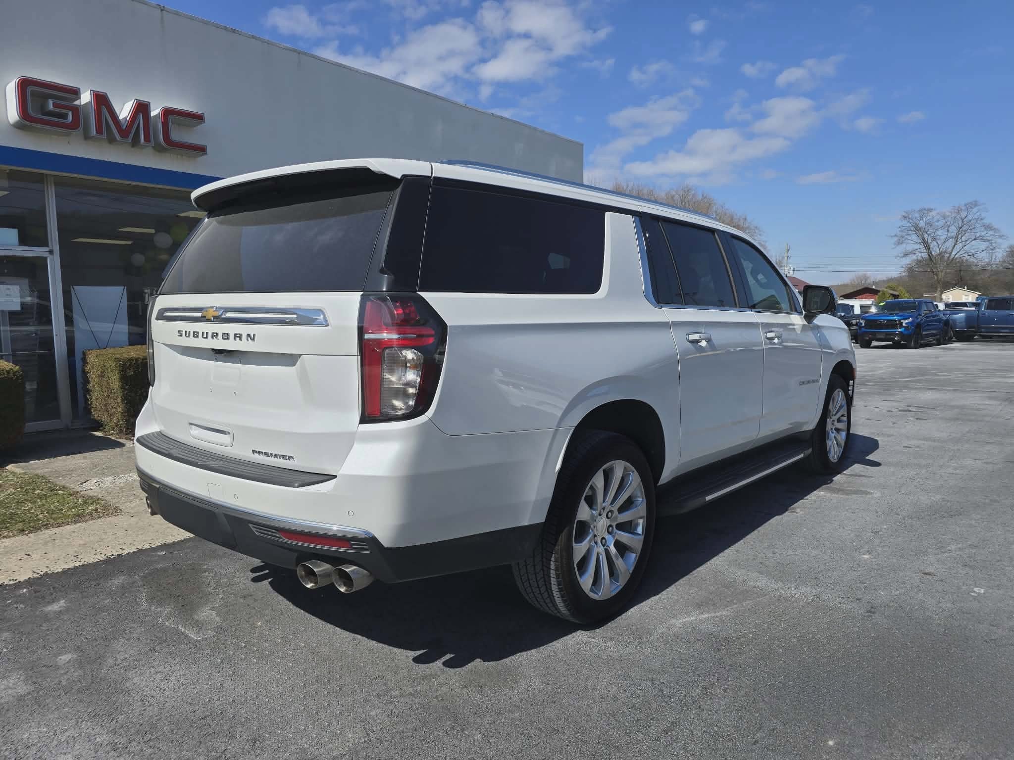 2024 Chevrolet Suburban Premier