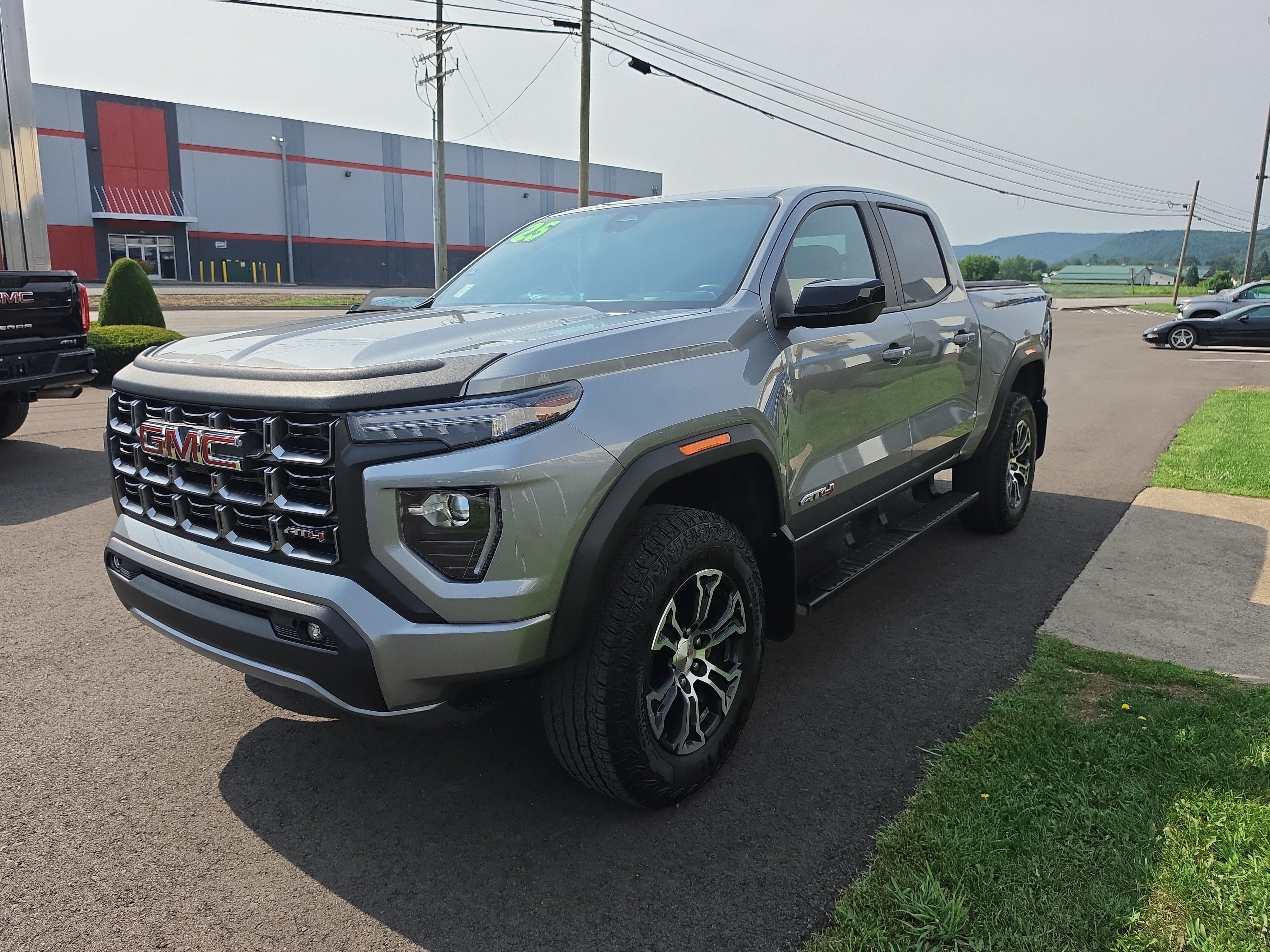 2025 GMC Canyon AT4