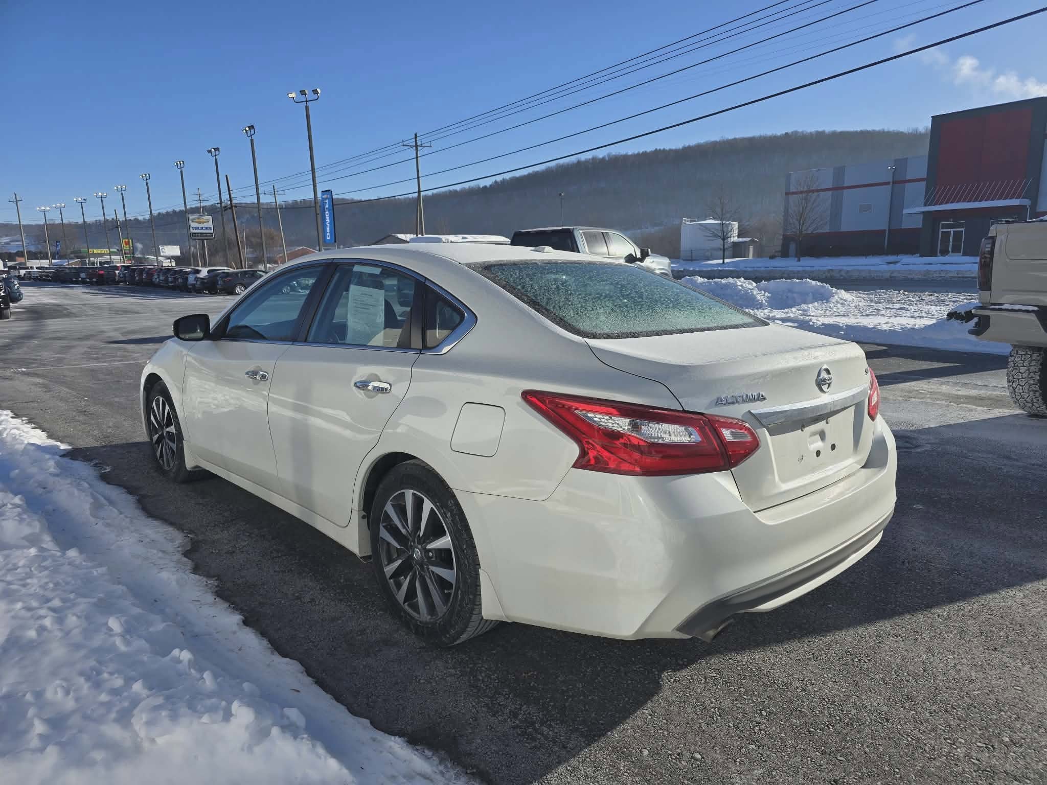 2017 Nissan Altima 2.5 SV