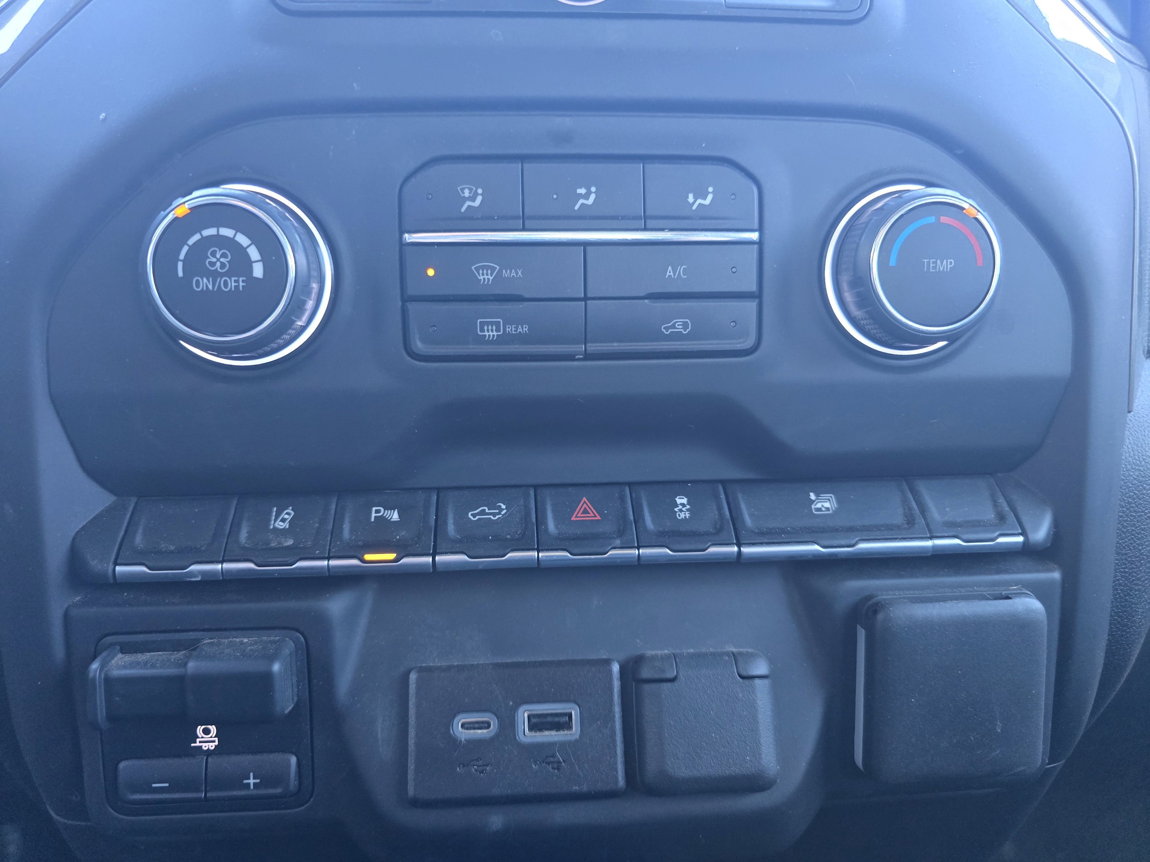 2025 Chevrolet Silverado 2500 HD Custom