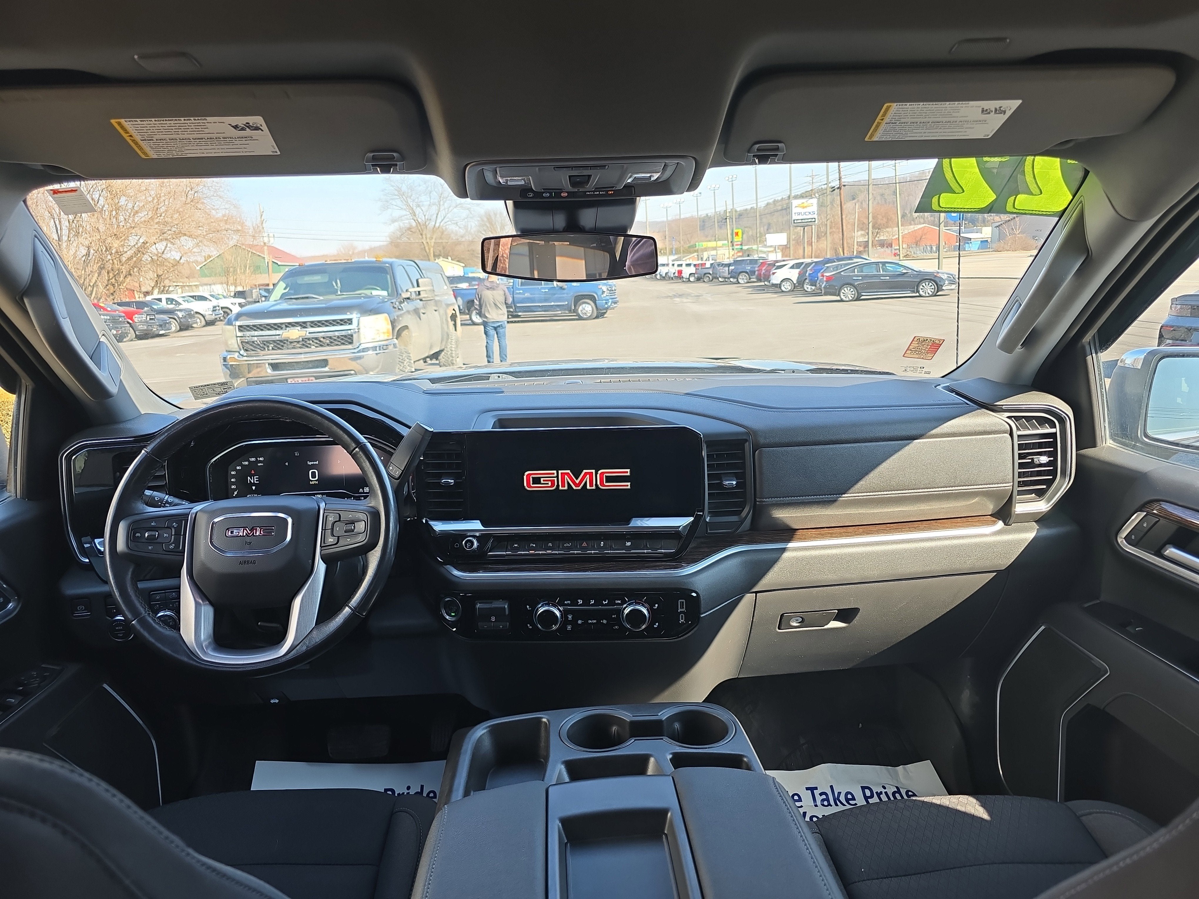 2022 GMC Sierra 1500 SLE