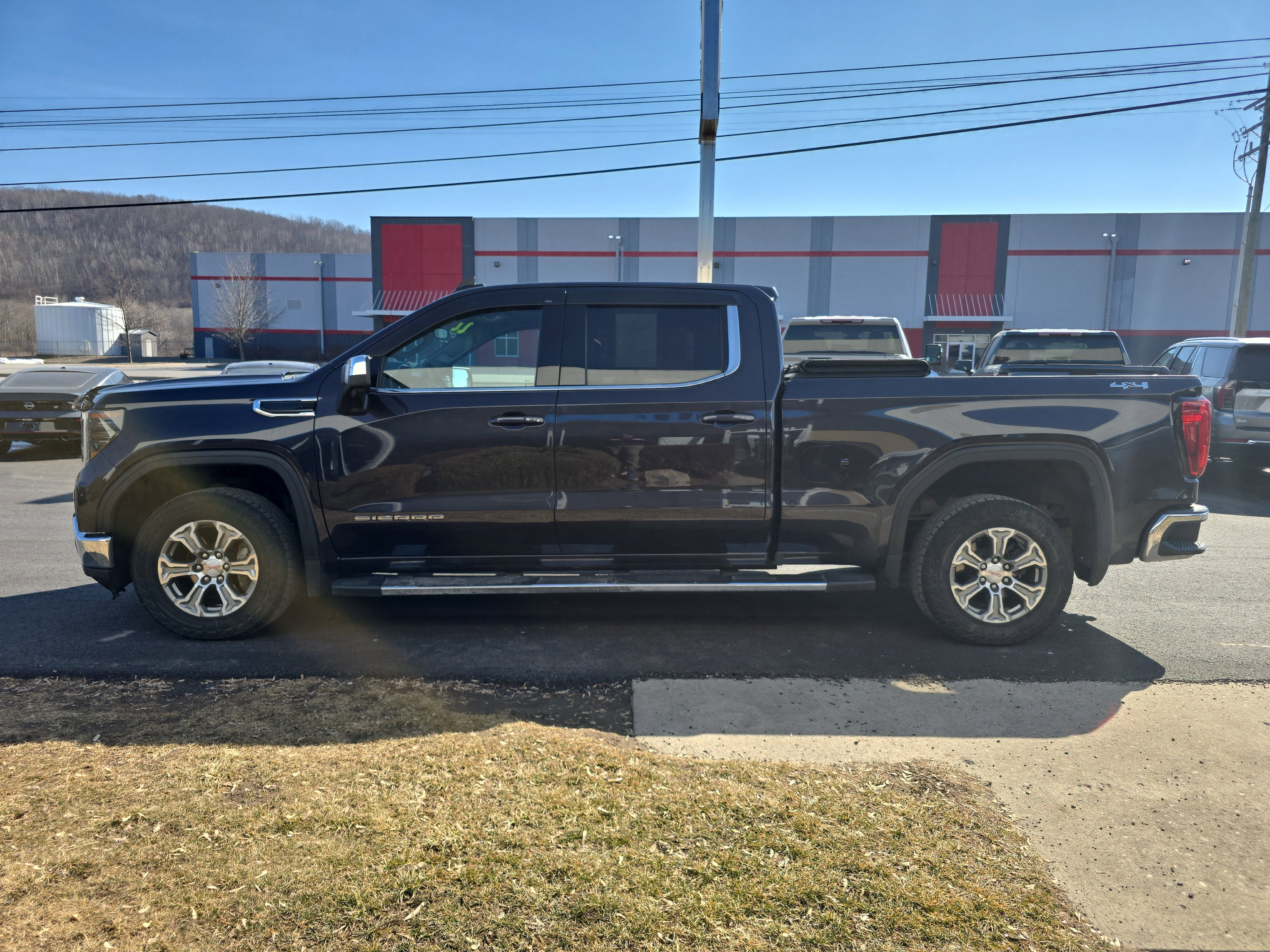 2022 GMC Sierra 1500 SLE