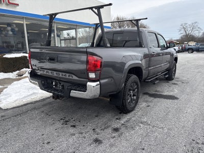 2022 Toyota Tacoma 4WD SR5