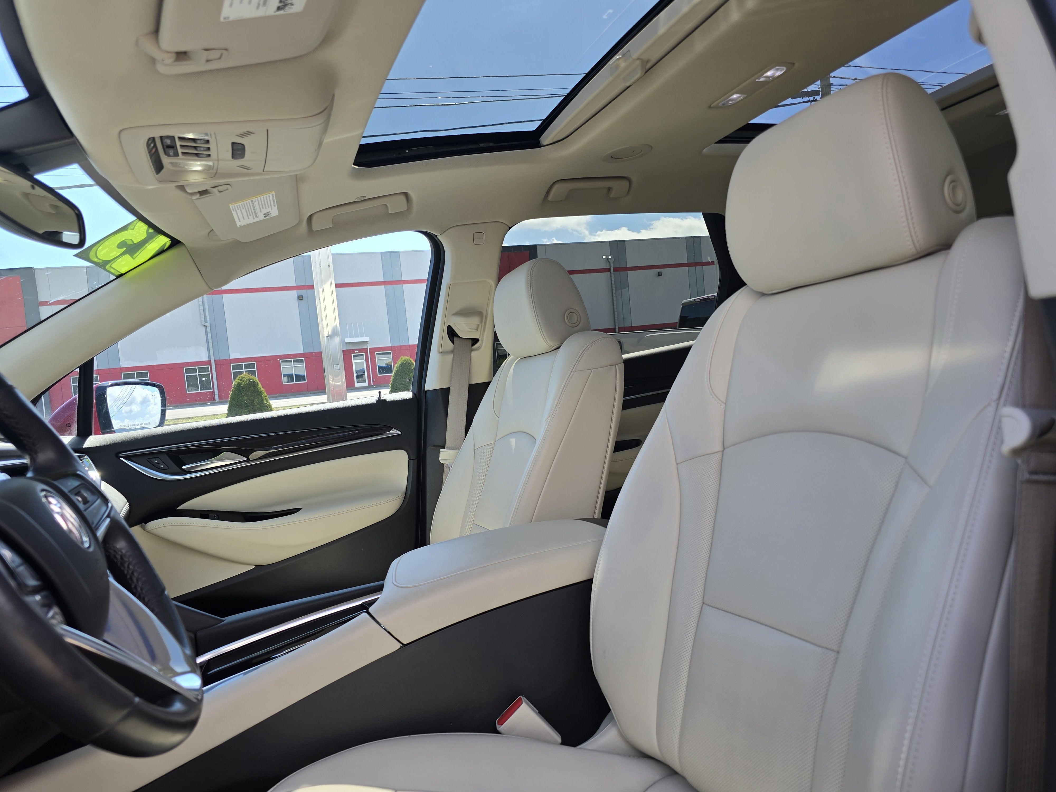 2023 Buick Enclave Essence