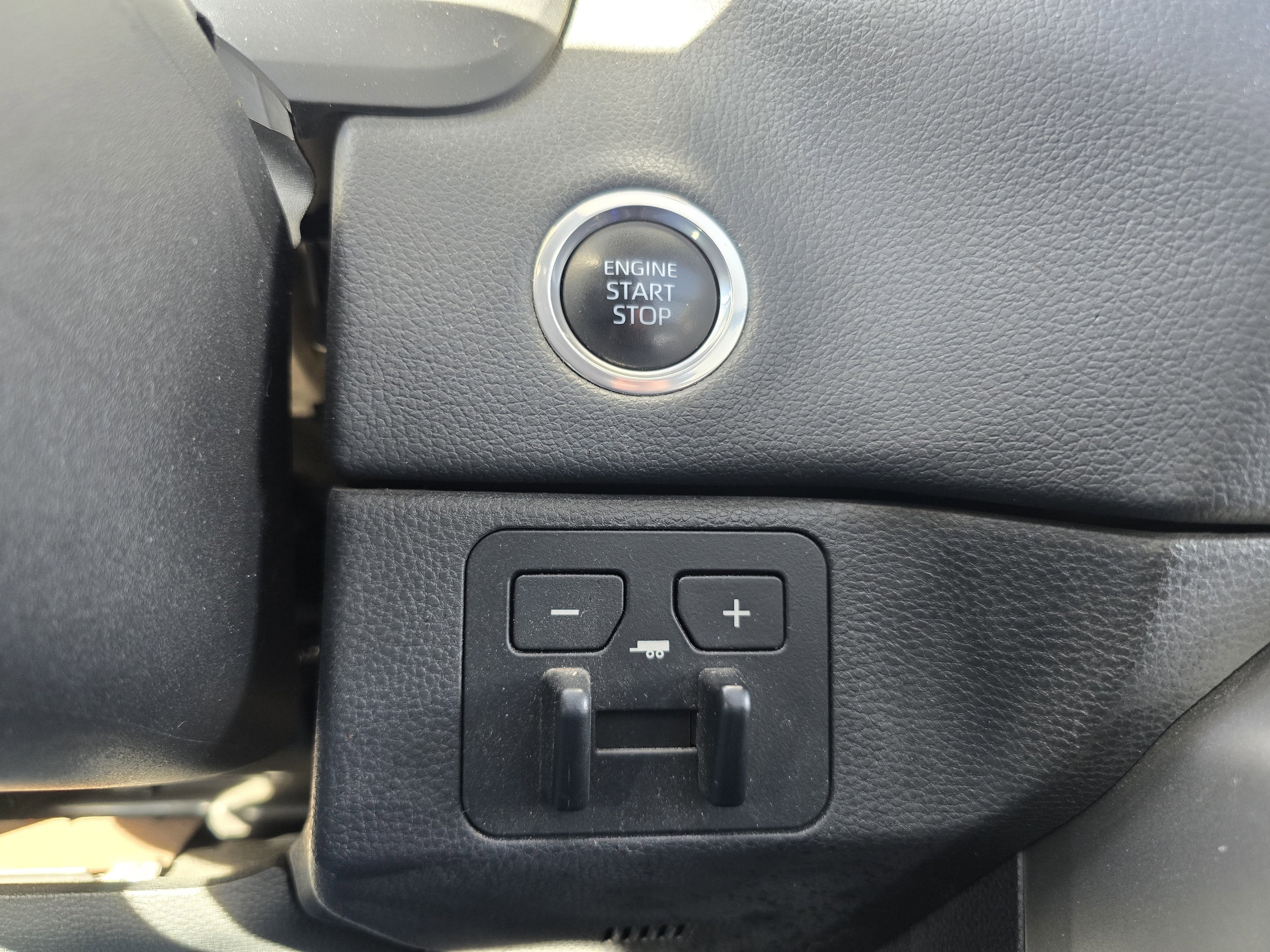 2022 Toyota Tundra 4WD Limited