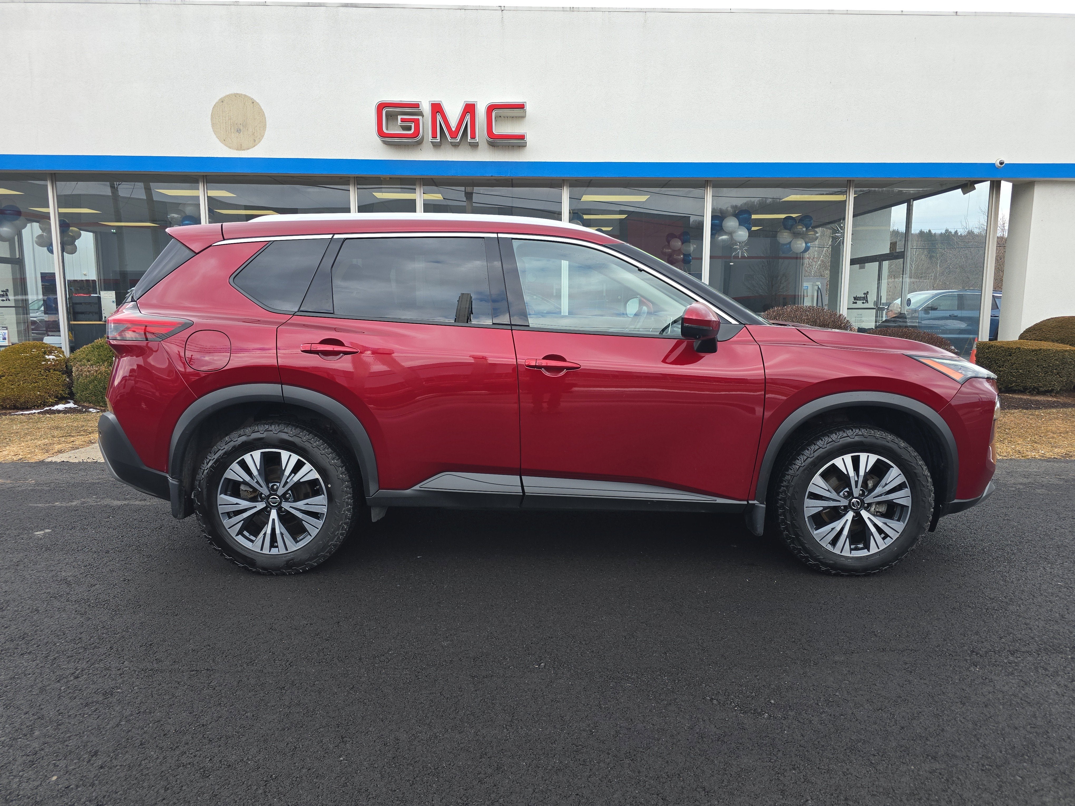 2021 Nissan Rogue SV