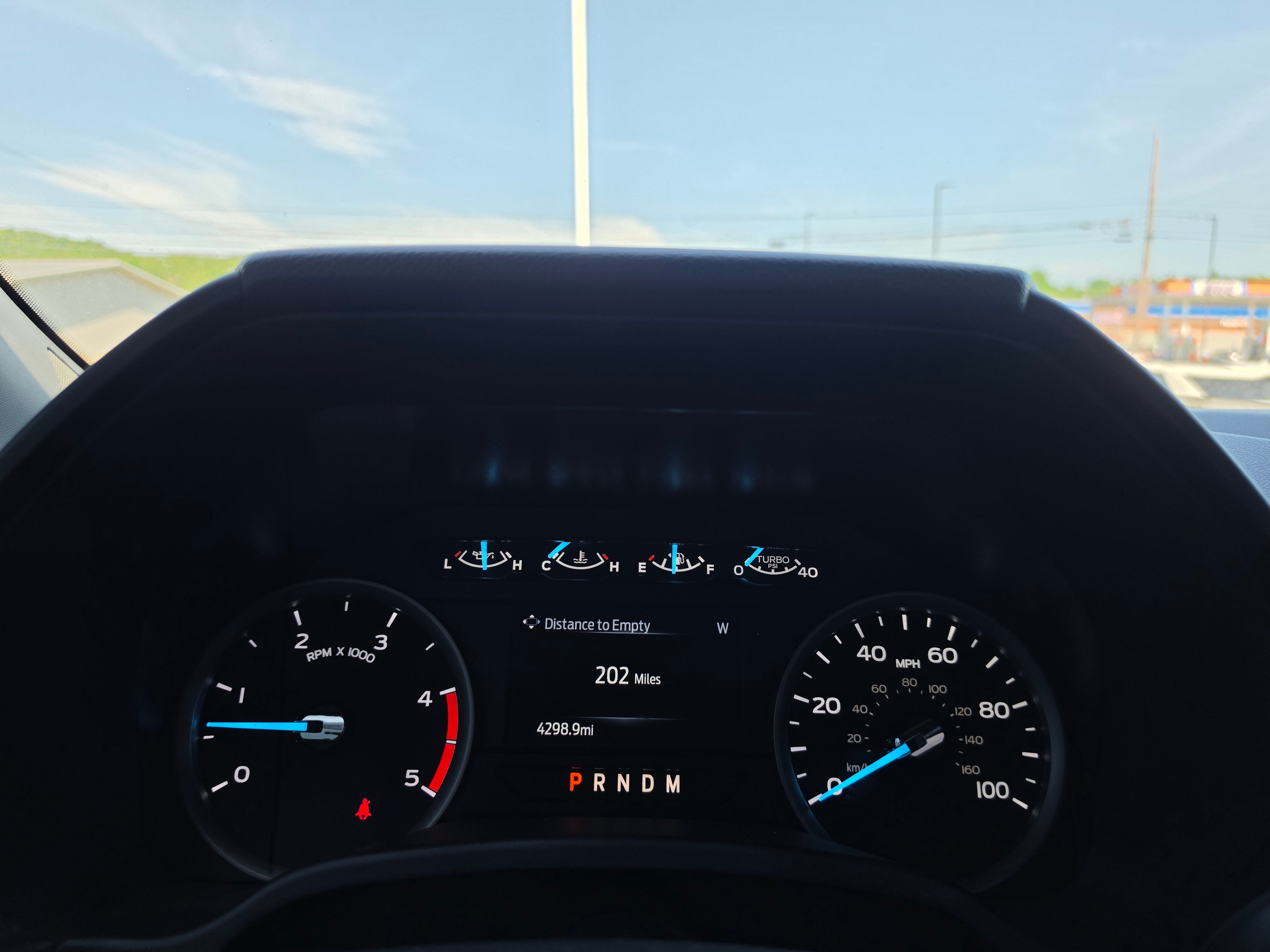 2022 Ford Super Duty F-550 DRW XLT